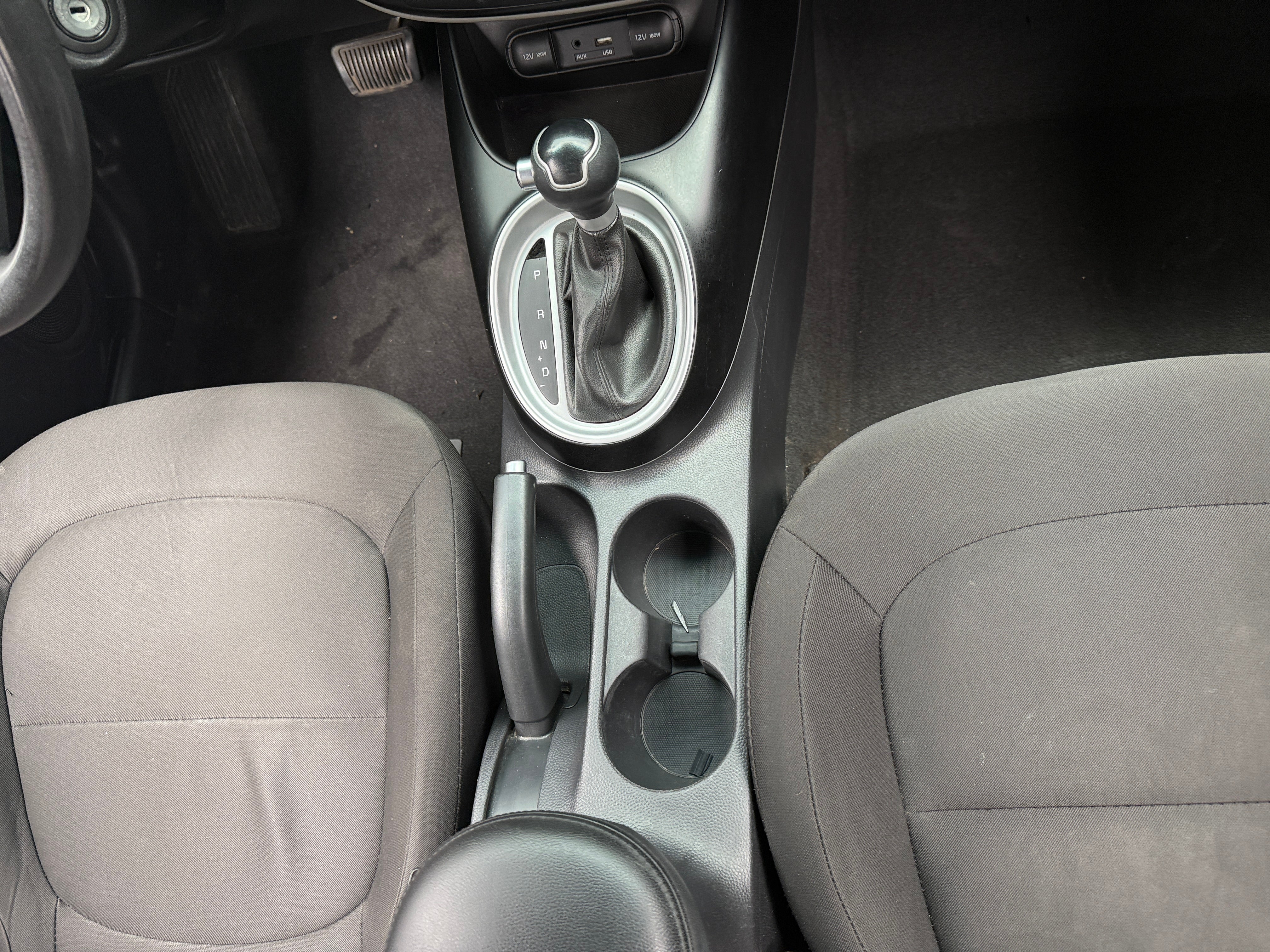 Used 2018 Kia Soul Base with VIN KNDJN2A2XJ7546234 for sale in Pewaukee, WI