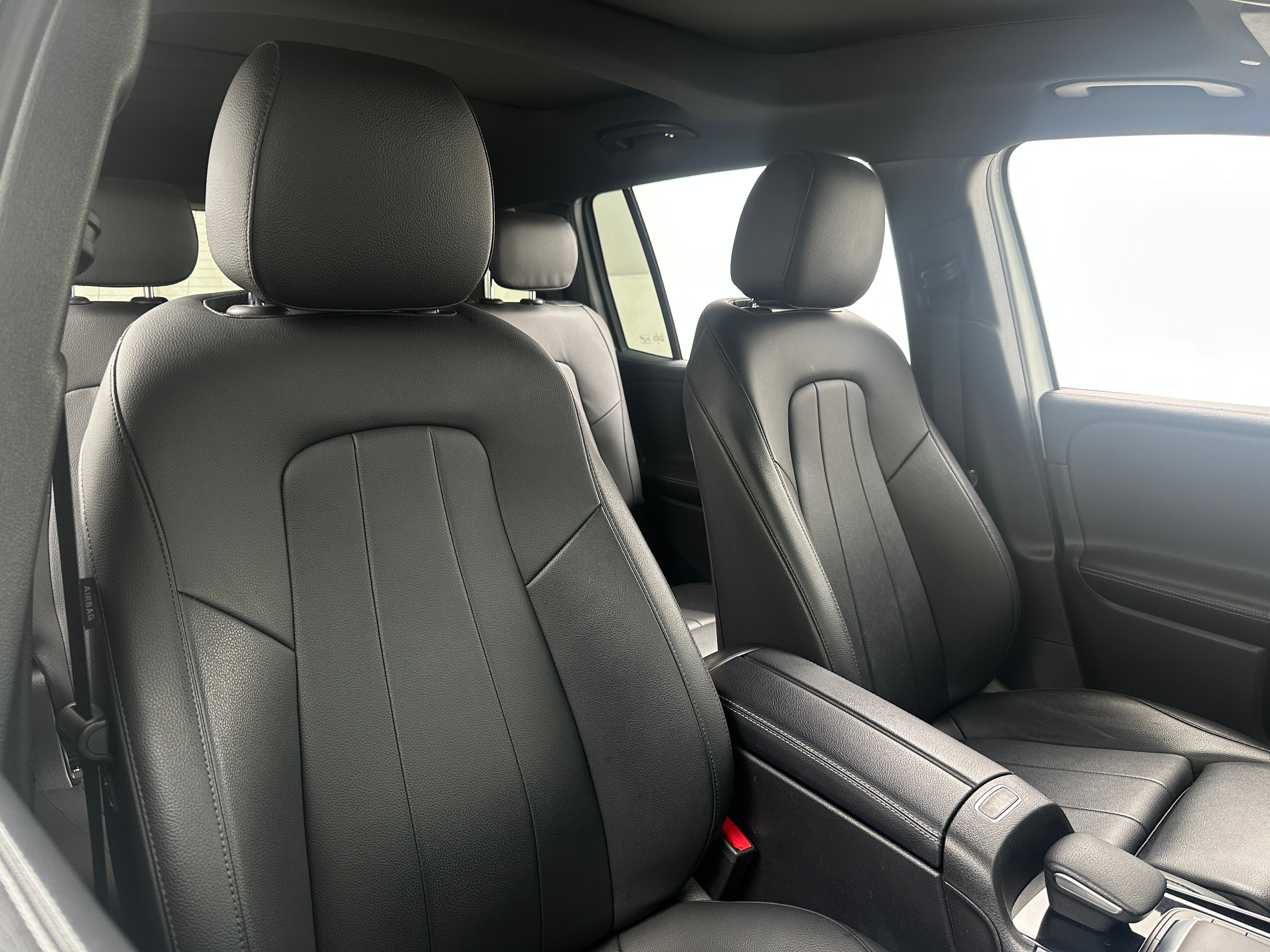 2021 Mercedes-Benz GLB Base