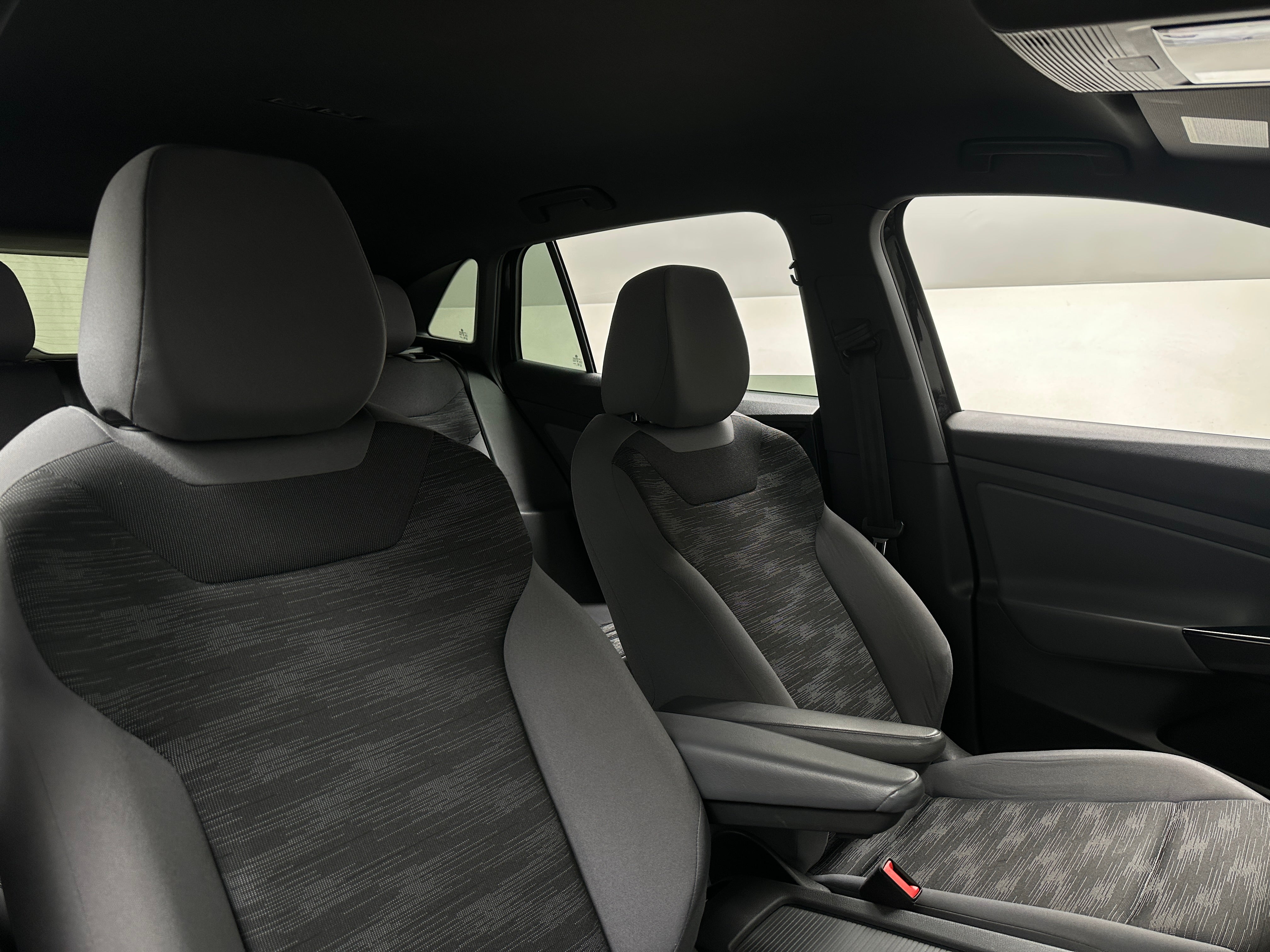 2022 Volkswagen ID.4 PRO