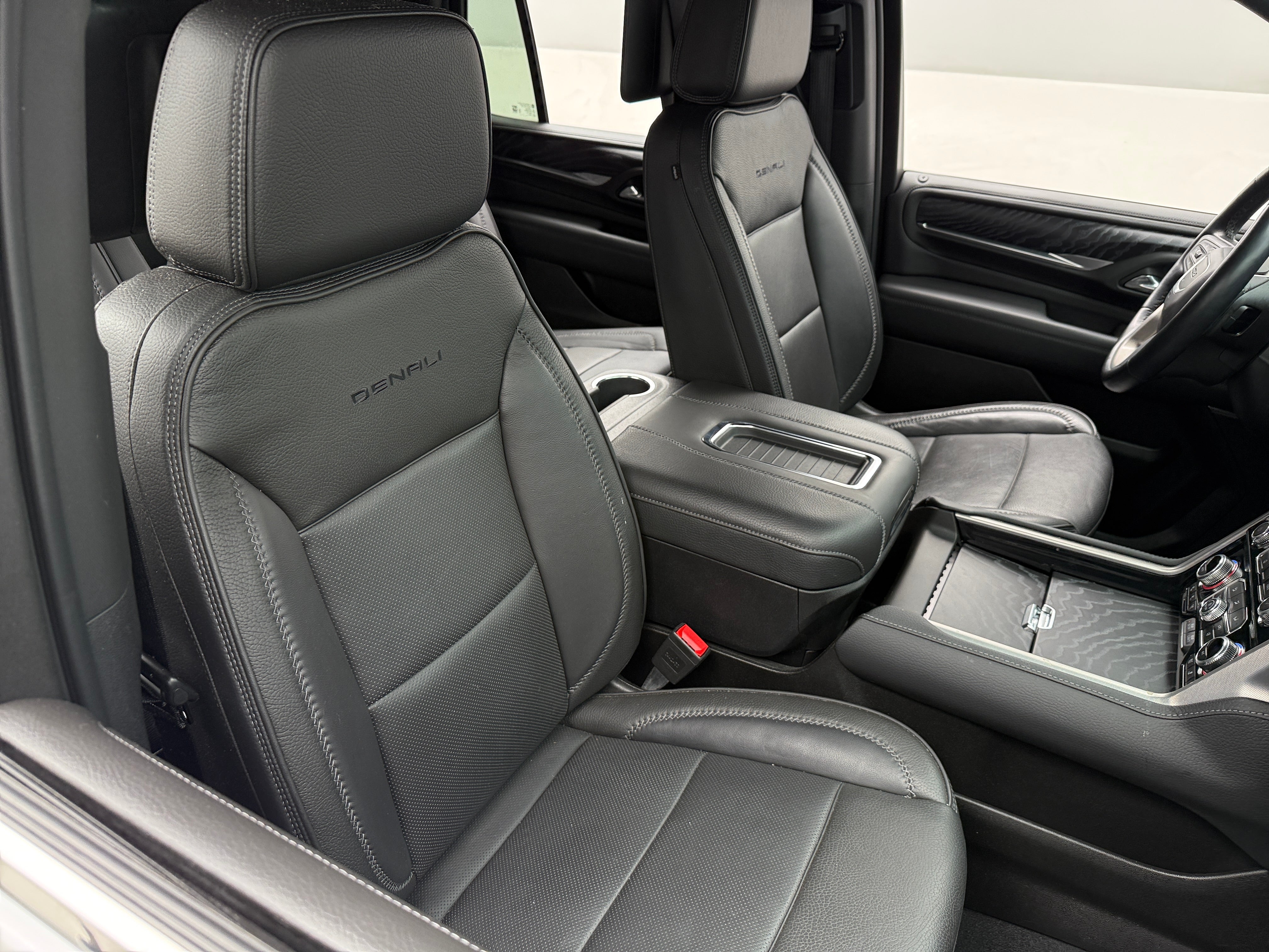 2024 GMC Yukon