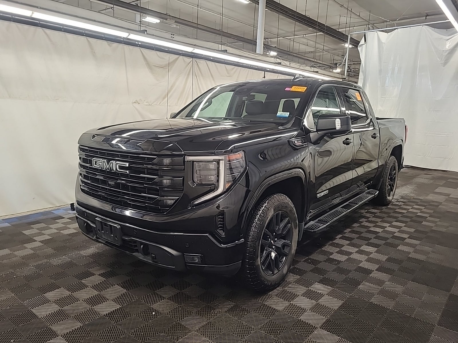 2024 GMC Sierra 1500 4WD Crew Cab 147" Elevation