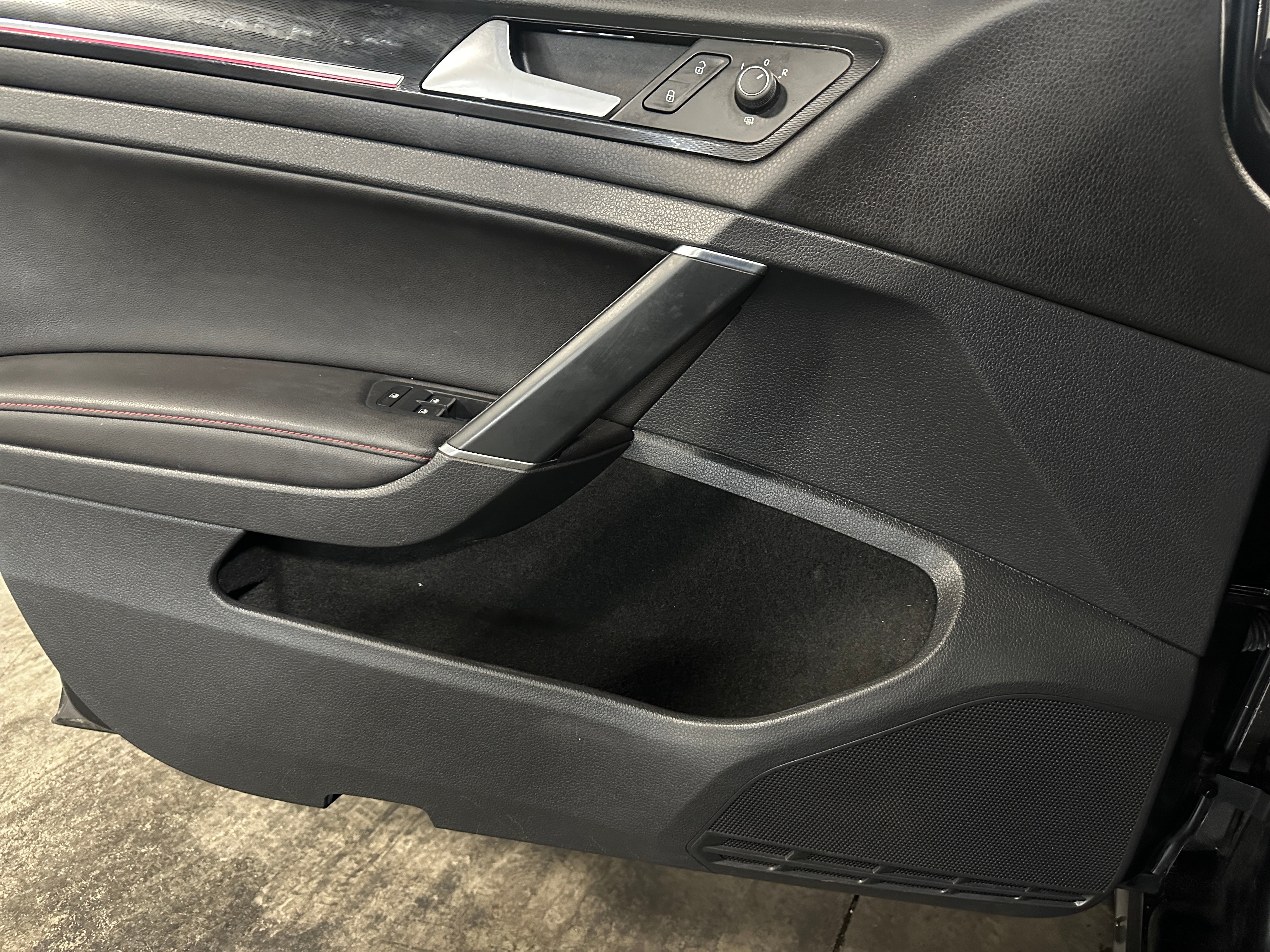 2016 Volkswagen Golf GTI SE