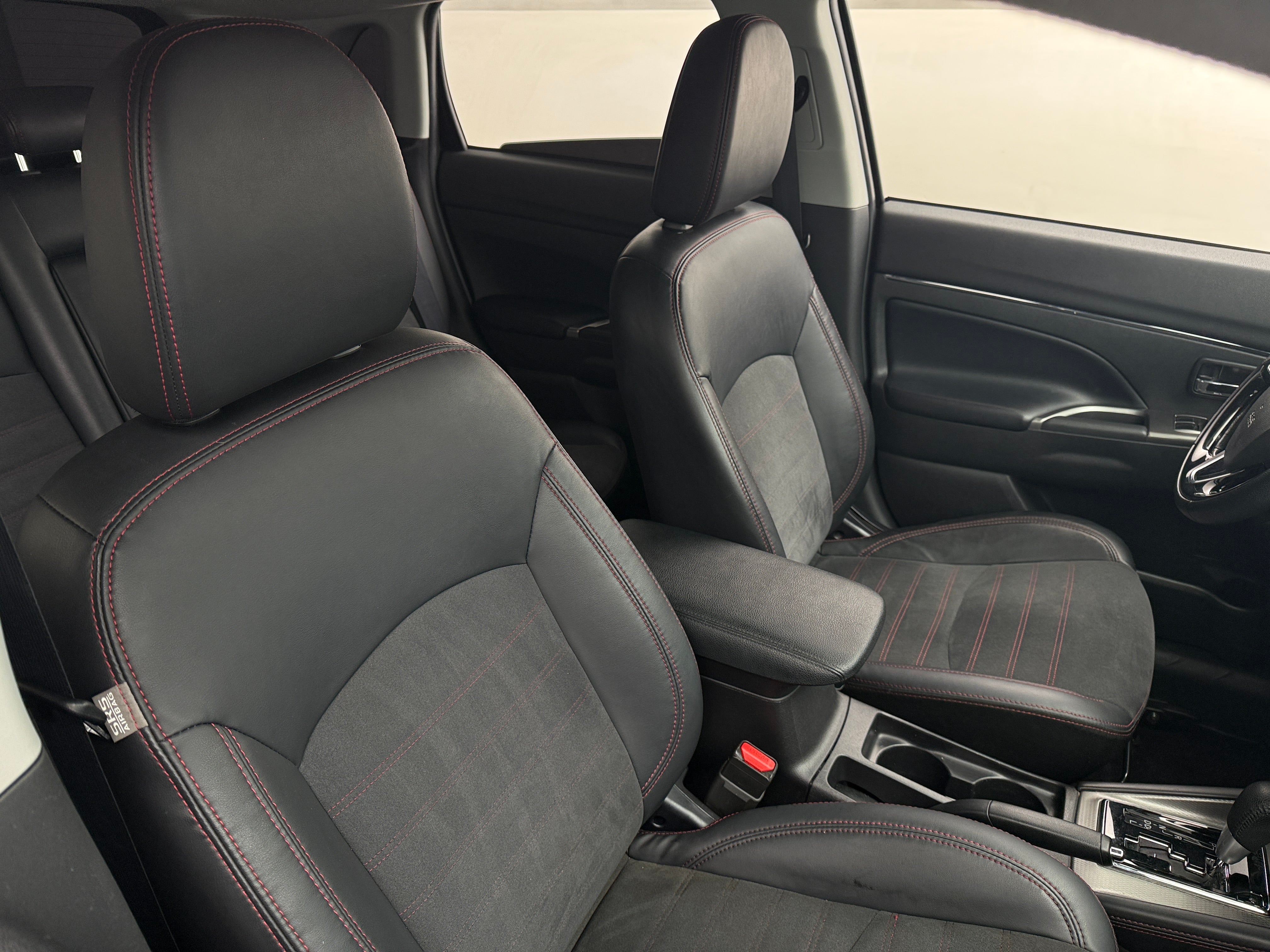 2023 Mitsubishi Outlander Sport SE