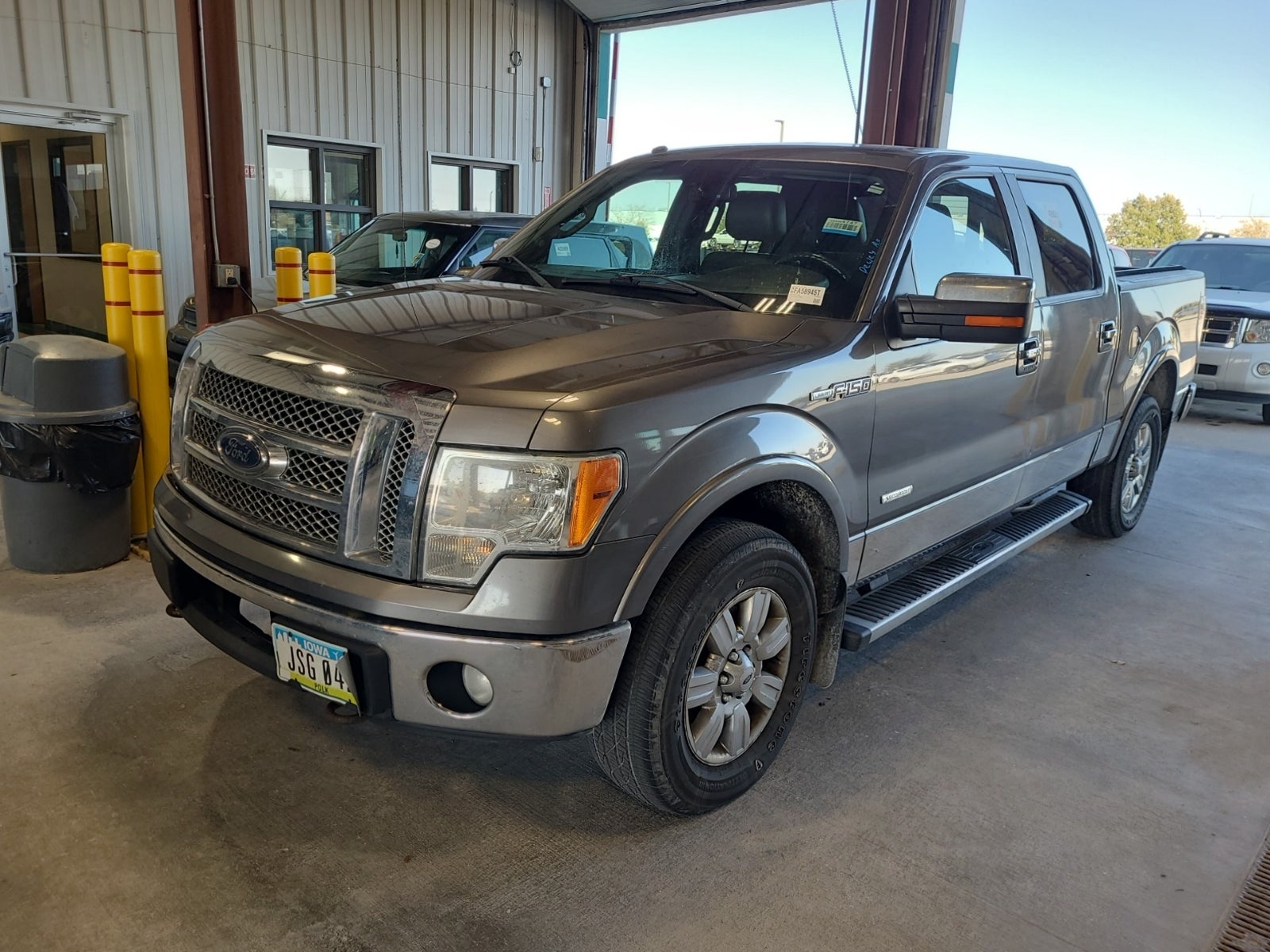 2012 Ford F-150 4WD Supercrew 145" Lariat