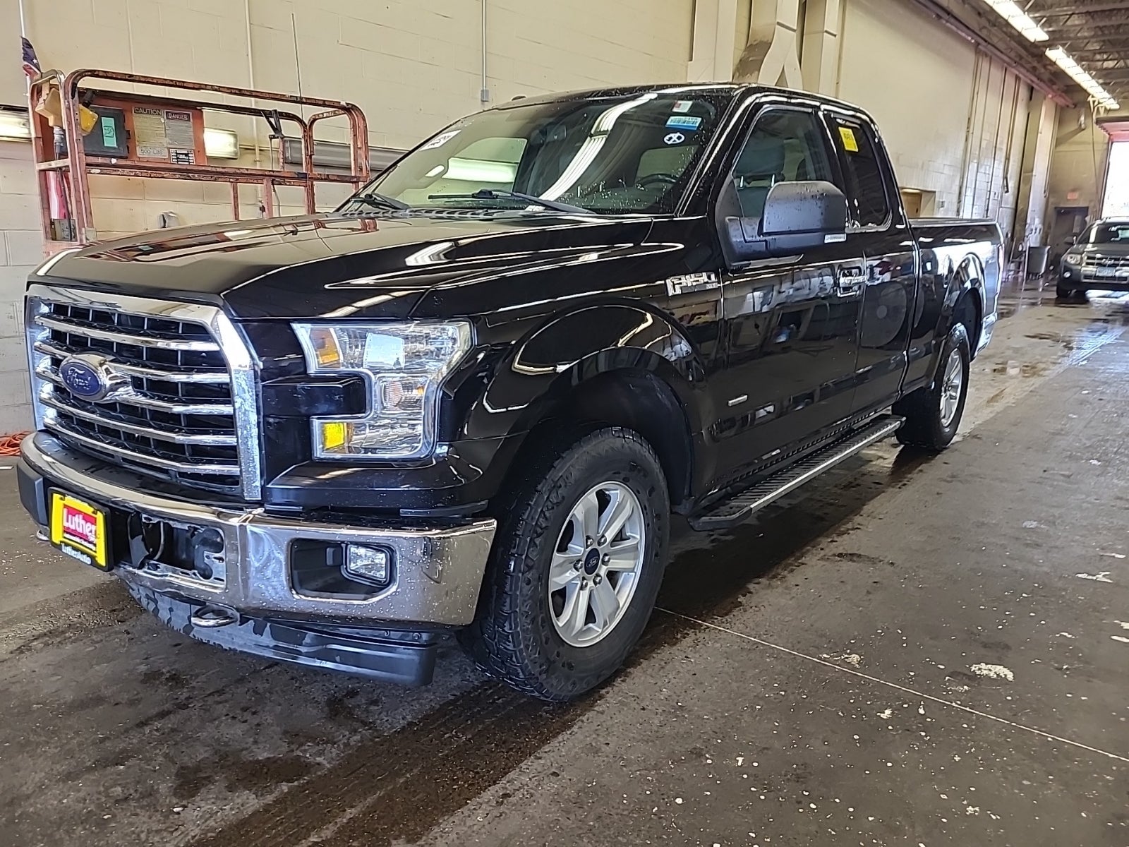 2016 Ford F-150 4WD Supercab 145" XLT