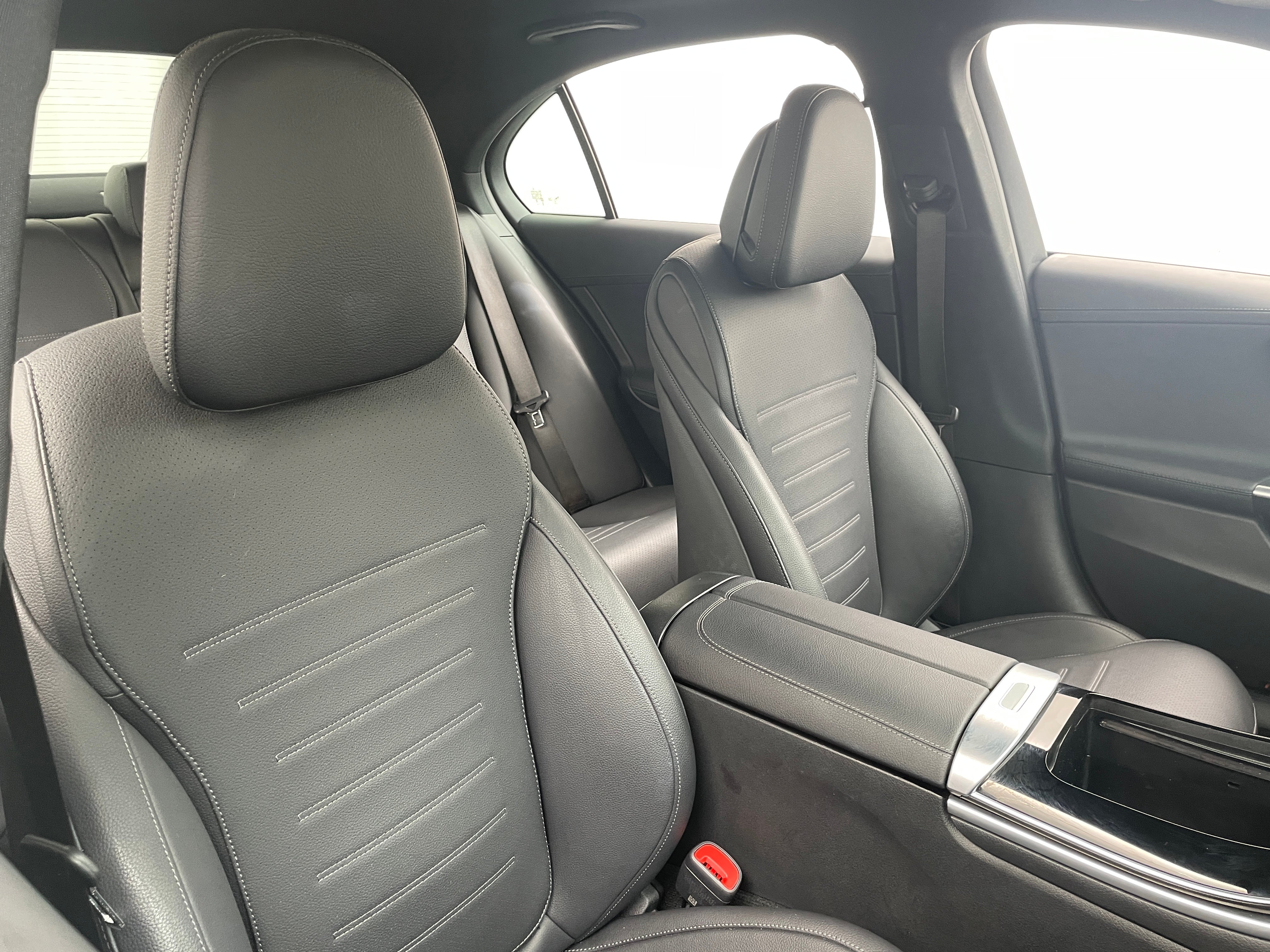 2024 Mercedes-Benz C-Class Sedan C 300