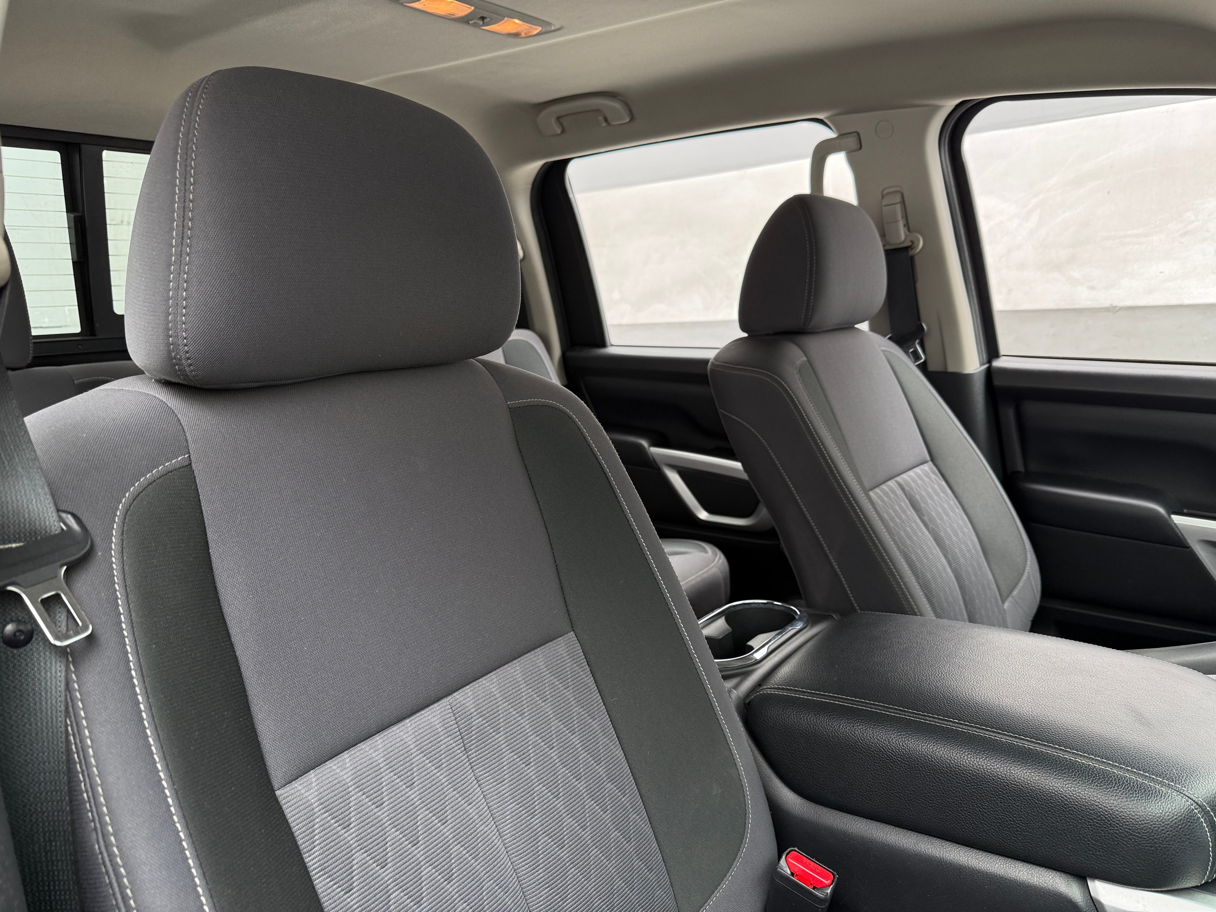2020 Nissan Titan SV