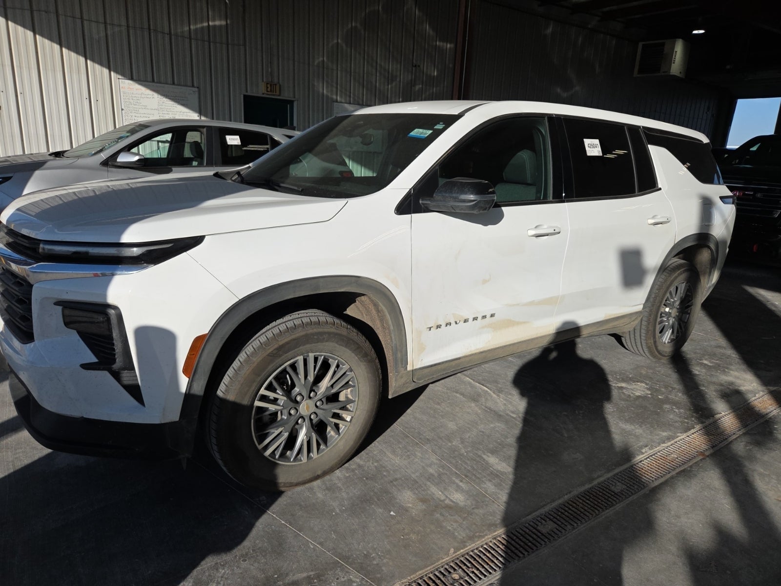 2024 Chevrolet Traverse FWD LS
