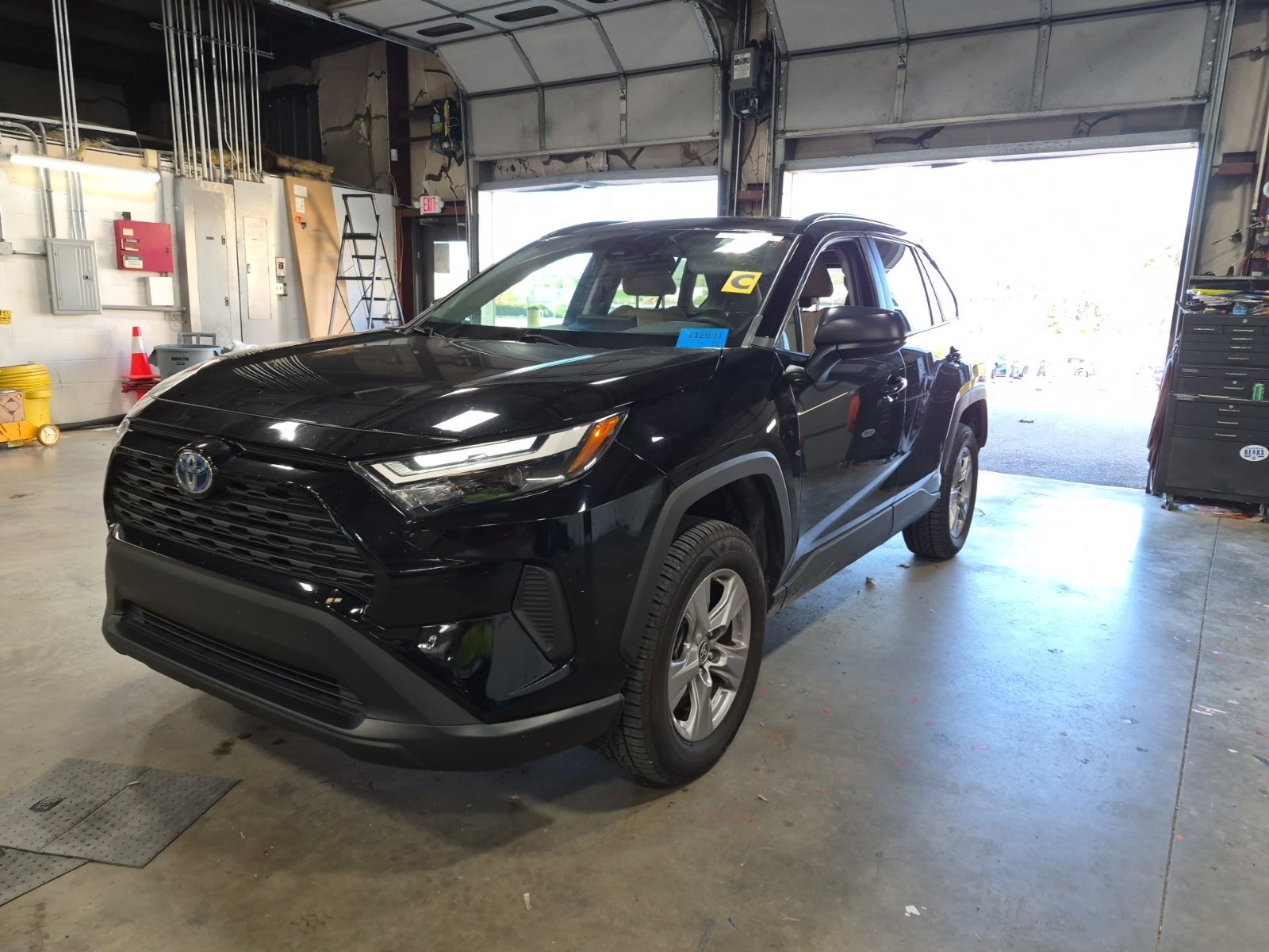 2023 Toyota RAV4 Hybrid Hybrid LE