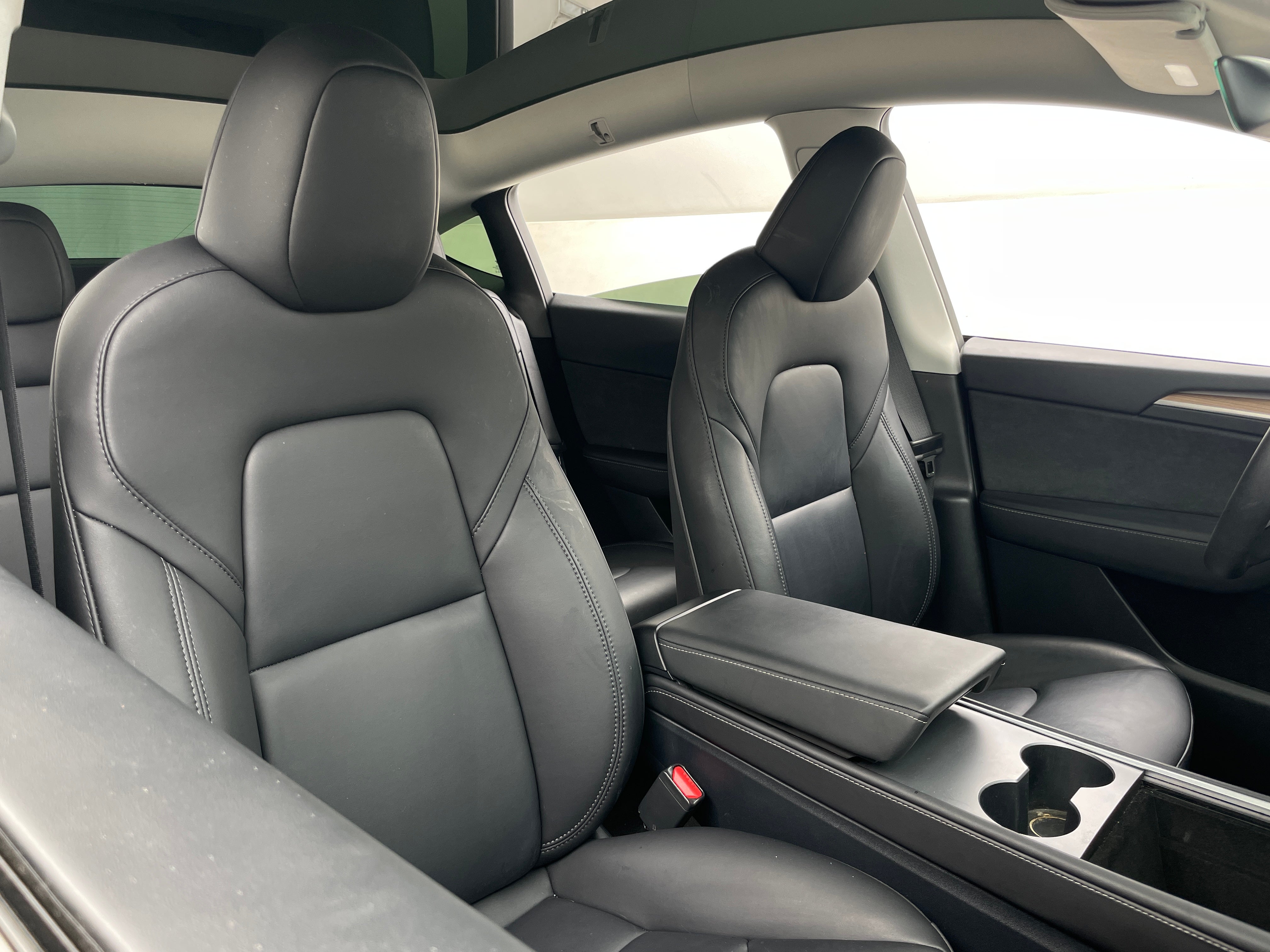 Used 2025 Tesla Model Y Long Range with VIN 7SAYGDED1SF247164 for sale in Auburn, WA