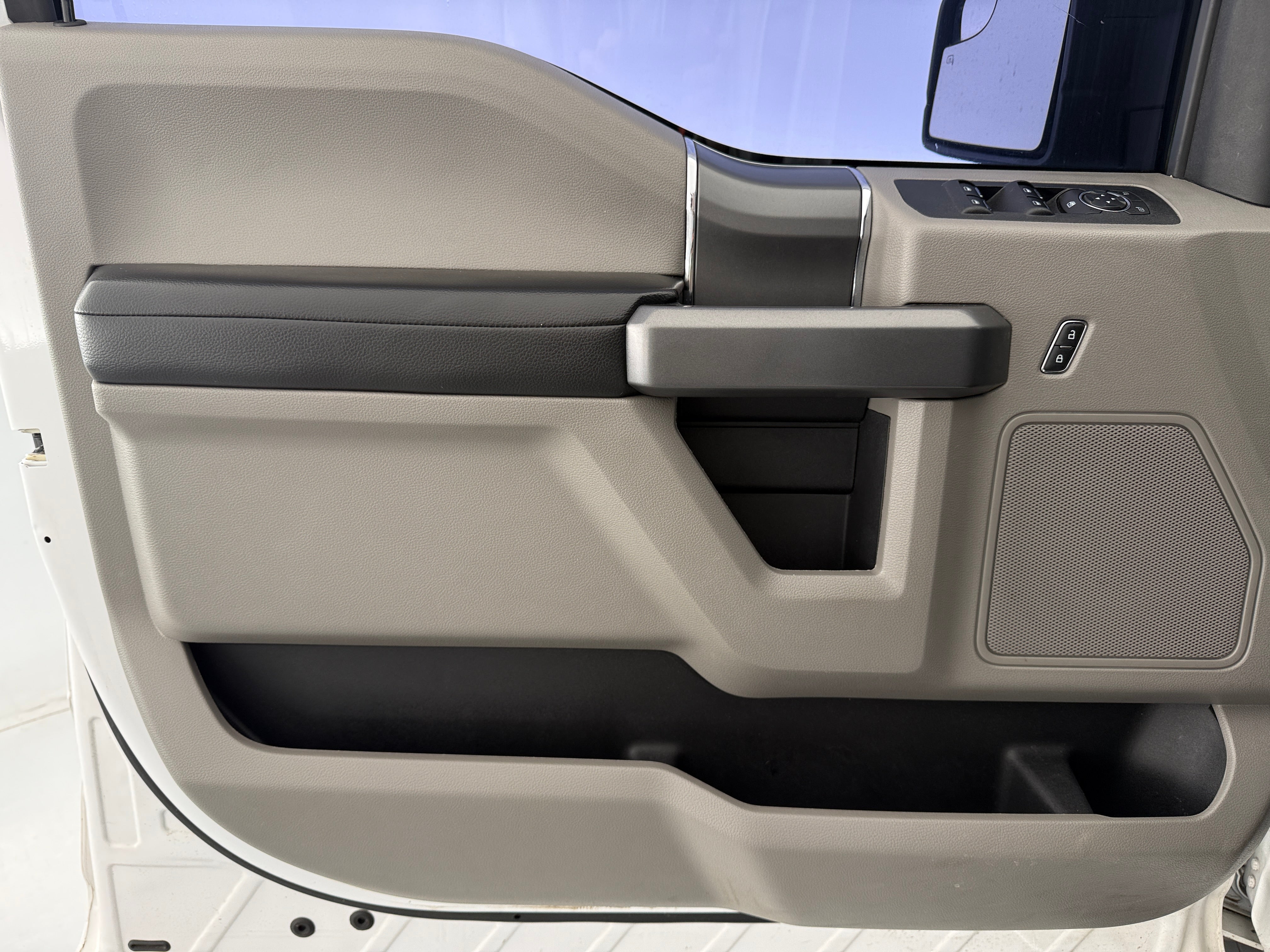 Used 2018 Ford F-150 XLT with VIN 1FTEW1EP5JFE54940 for sale in Little Rock