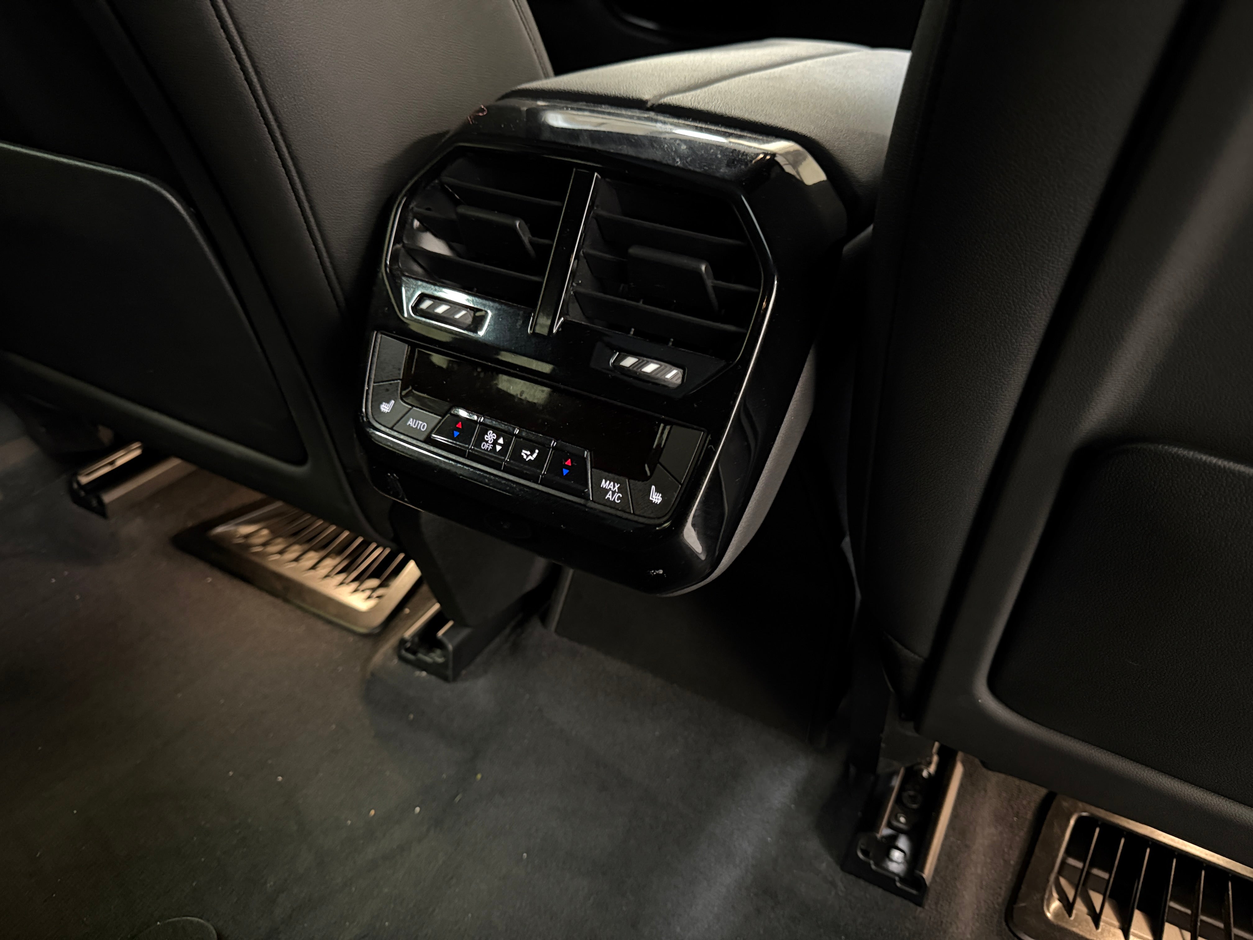 2022 BMW iX