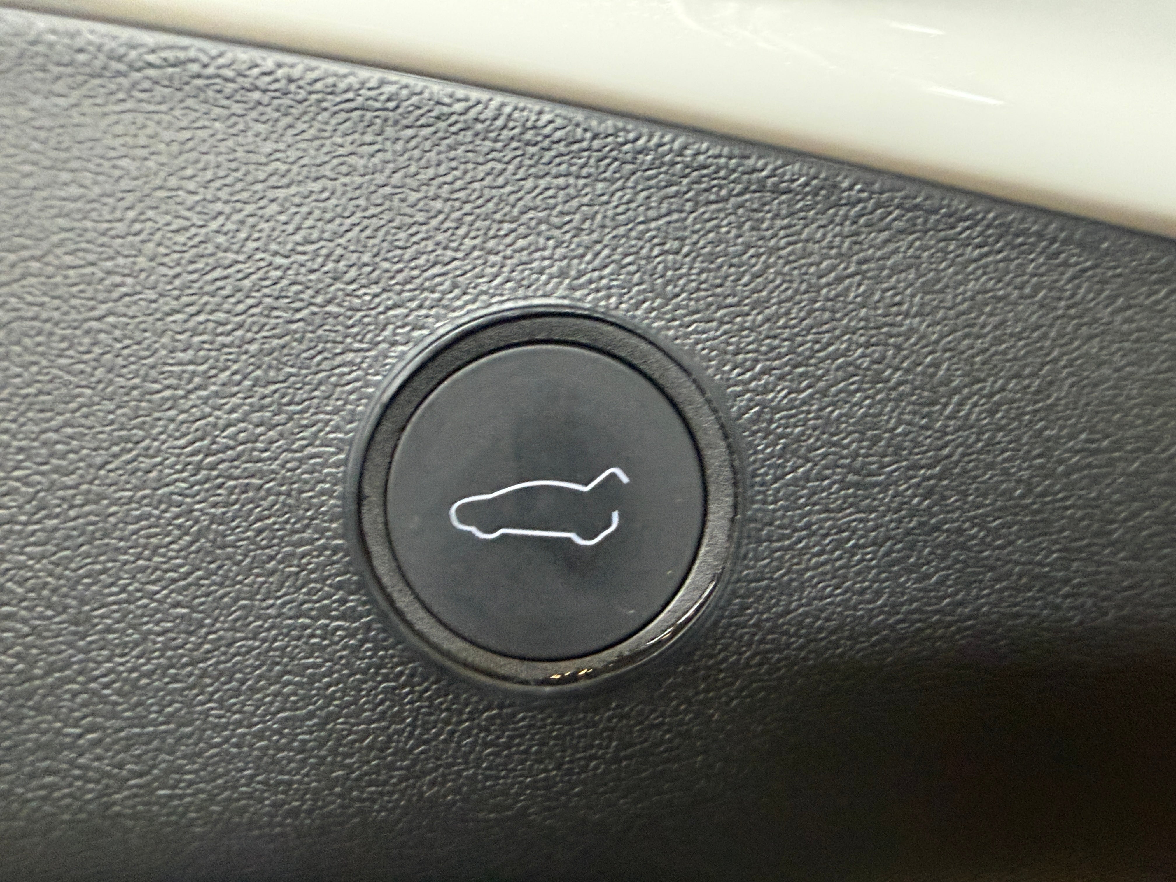Used 2023 Tesla Model 3 Base with VIN 5YJ3E1EA5PF499864 for sale in Pewaukee, WI