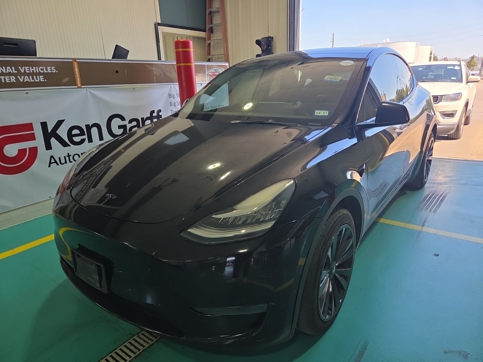 2023 Tesla Model Y Long Range