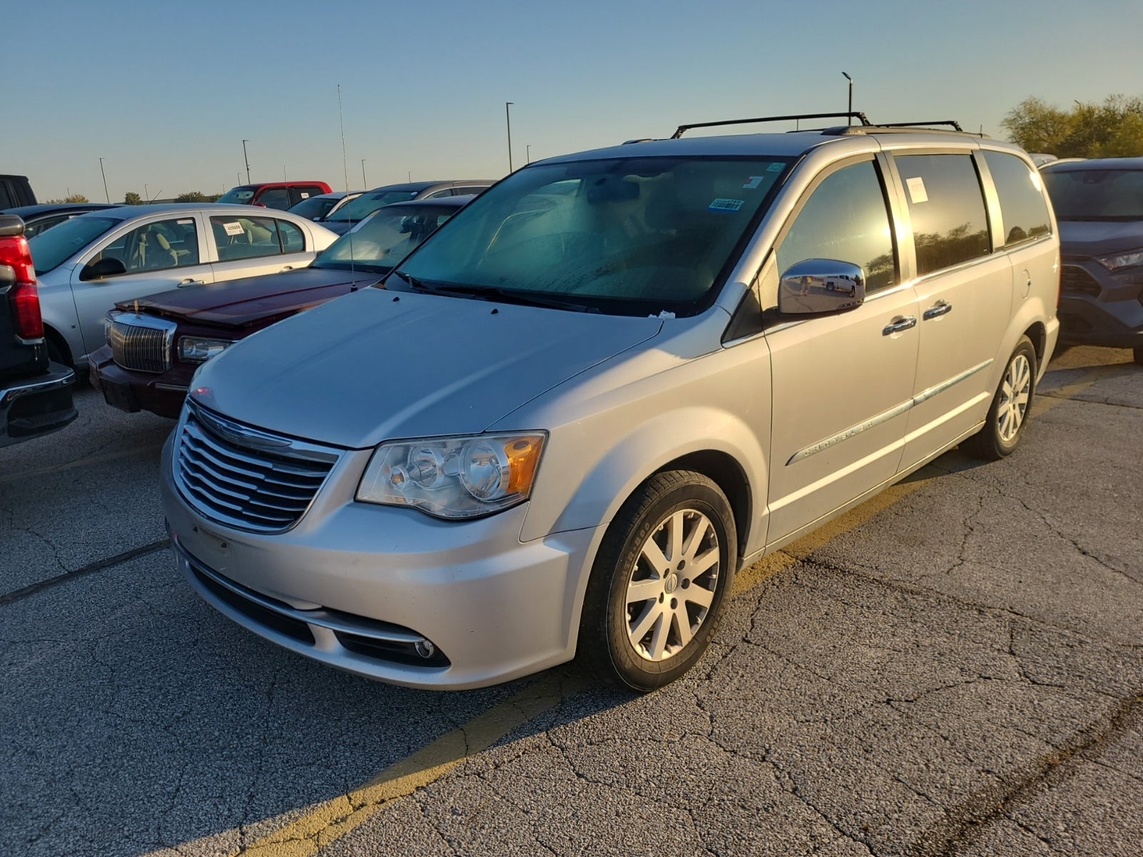 2012 Chrysler Town & Country Touring-L