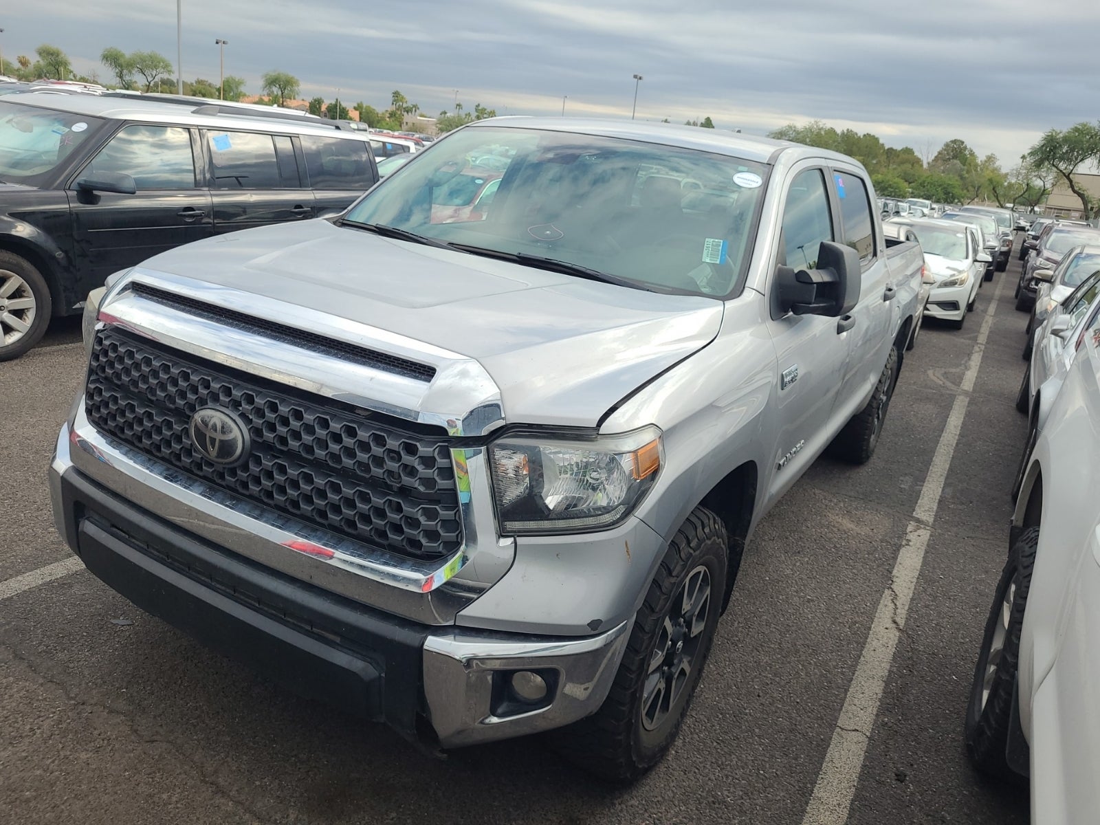 2020 Toyota Tundra SR5 Crewmax 5.5' Bed 5.7l