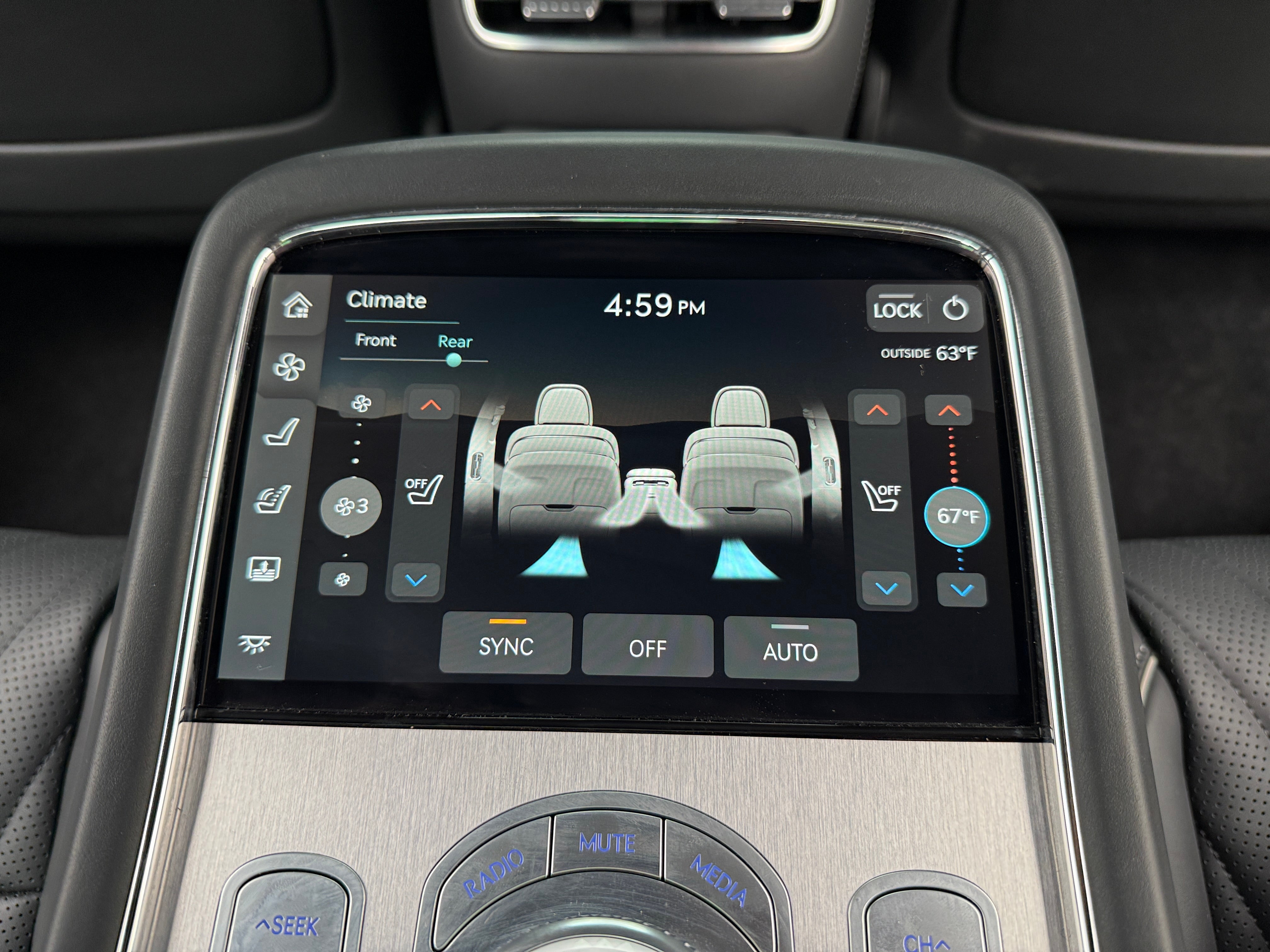 2025 GENESIS G90 Base