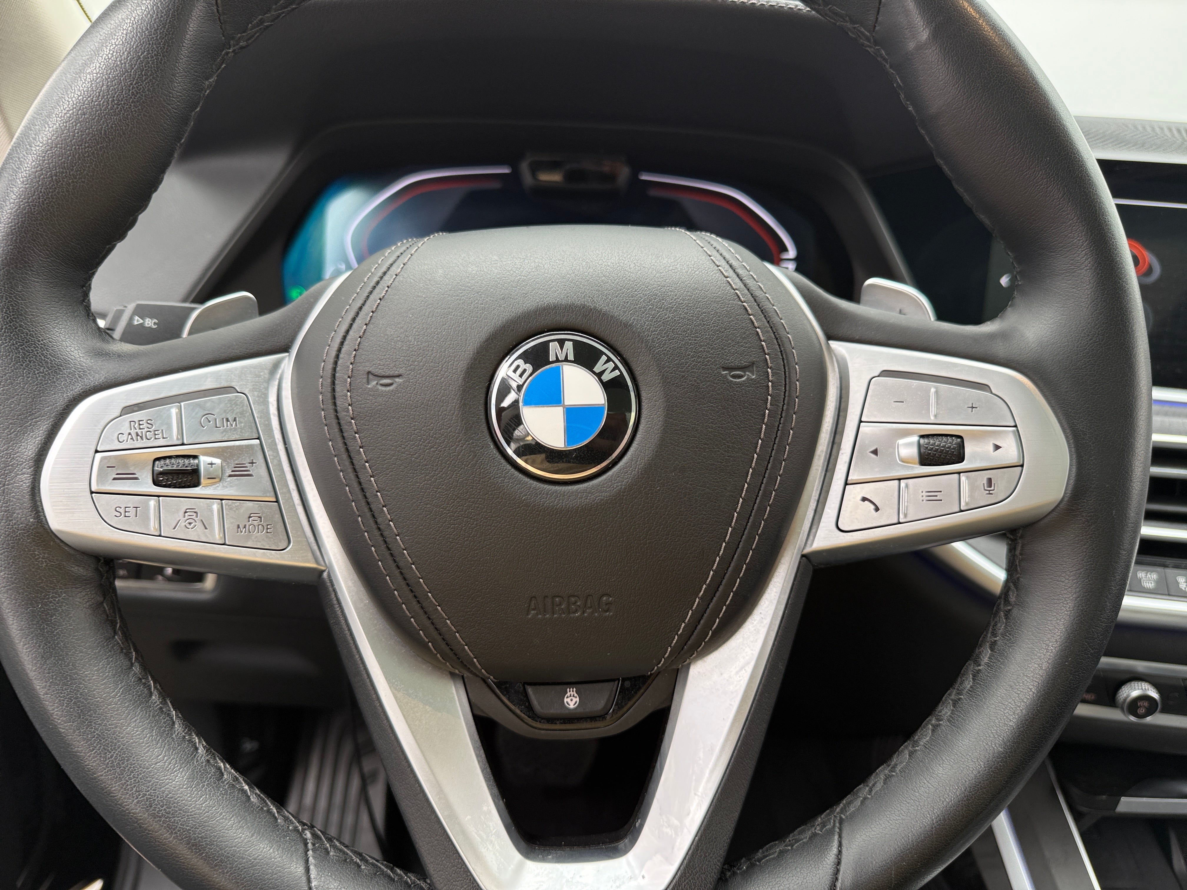2022 BMW X7