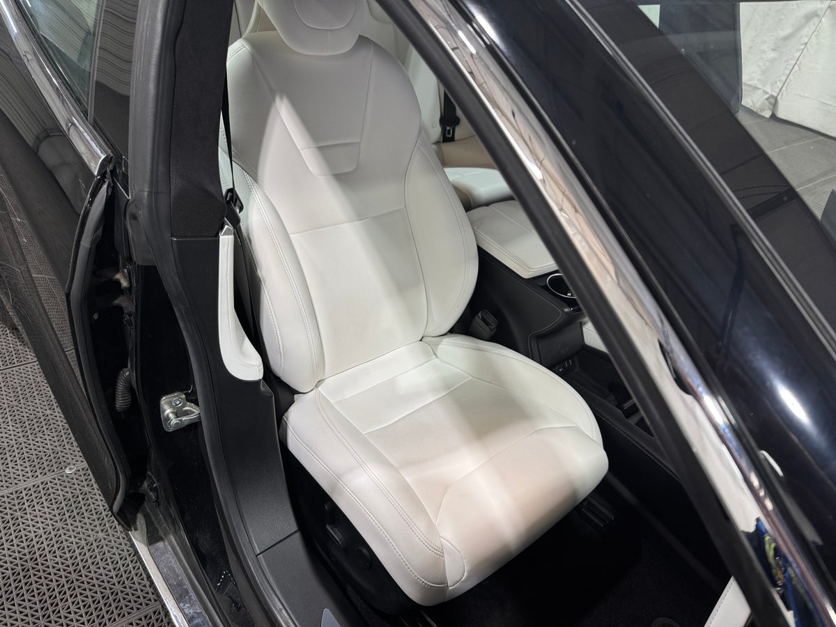 2017 Tesla Model S 90D in Solid Black — photo 2