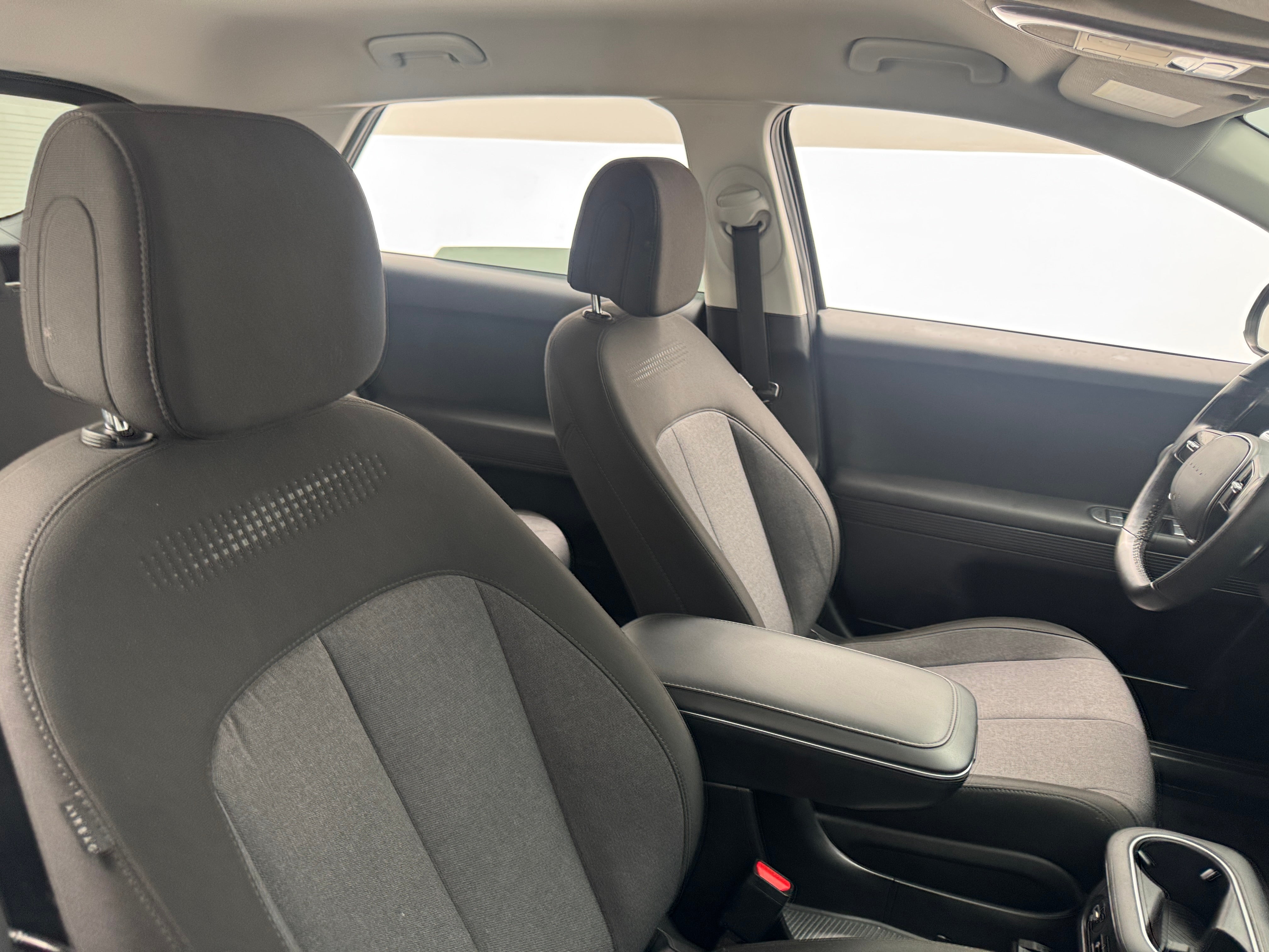 Used 2024 Hyundai IONIQ 5 SEL with VIN KM8KN4DE6RU267278 for sale in Pewaukee, WI