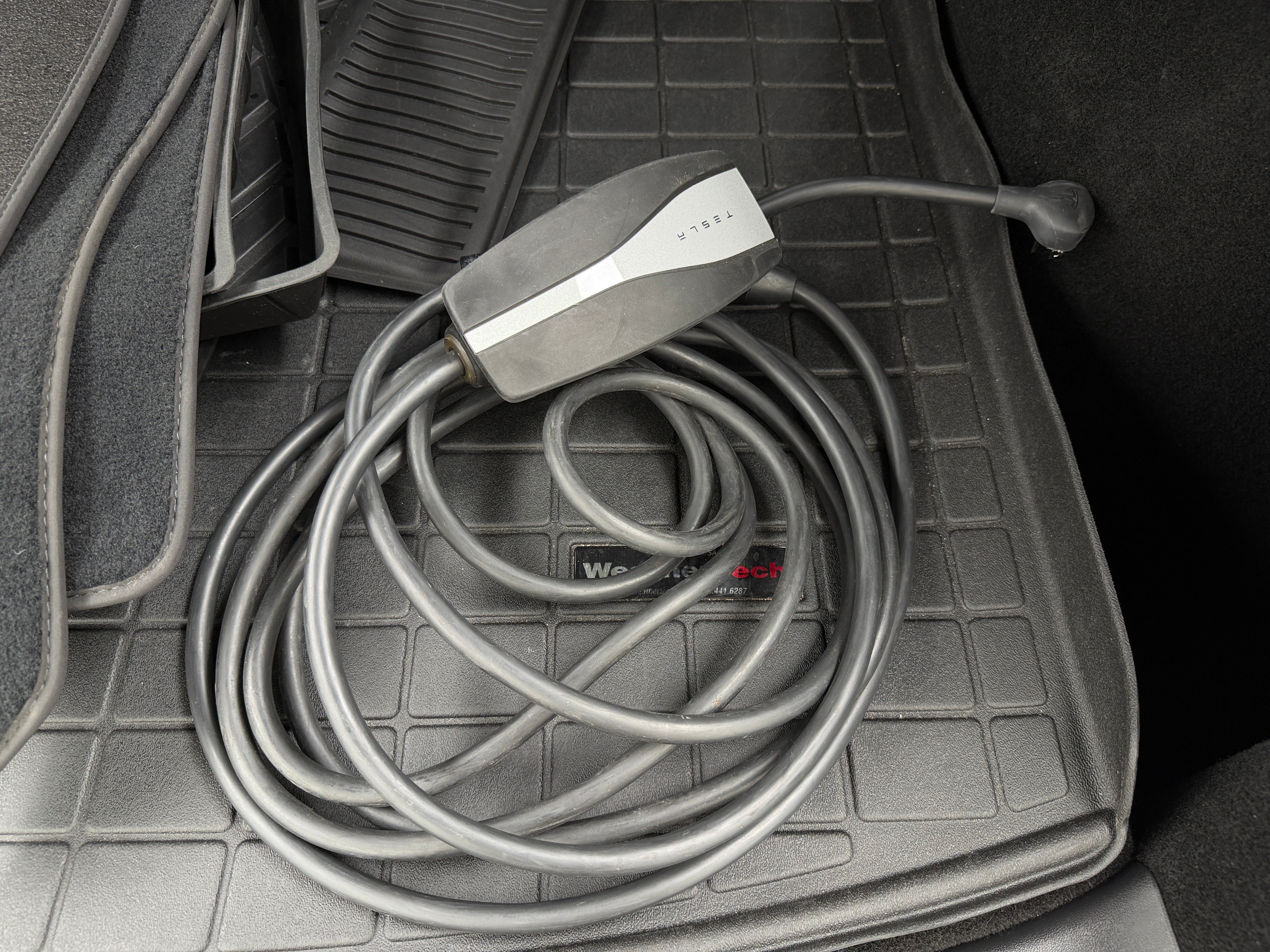 Used 2022 Tesla Model Y Long Range with VIN 7SAYGDEE5NA006394 for sale in Auburn, WA