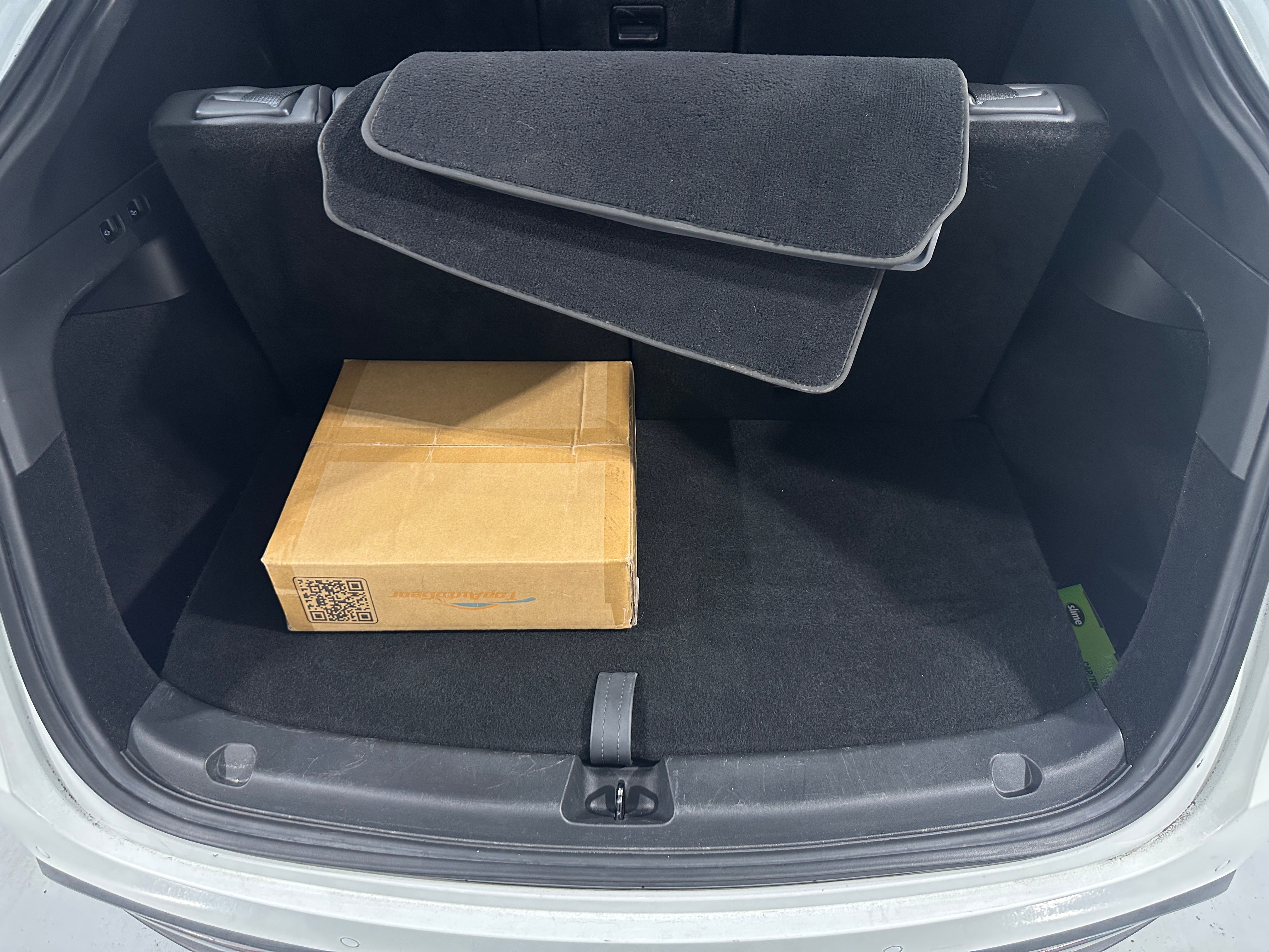Used 2022 Tesla Model Y Long Range with VIN 7SAYGAEE1NF569797 for sale in Auburn, WA