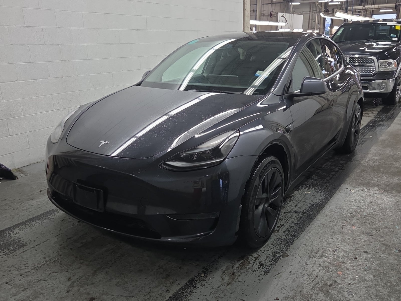 2025 Tesla Model Y Long Range