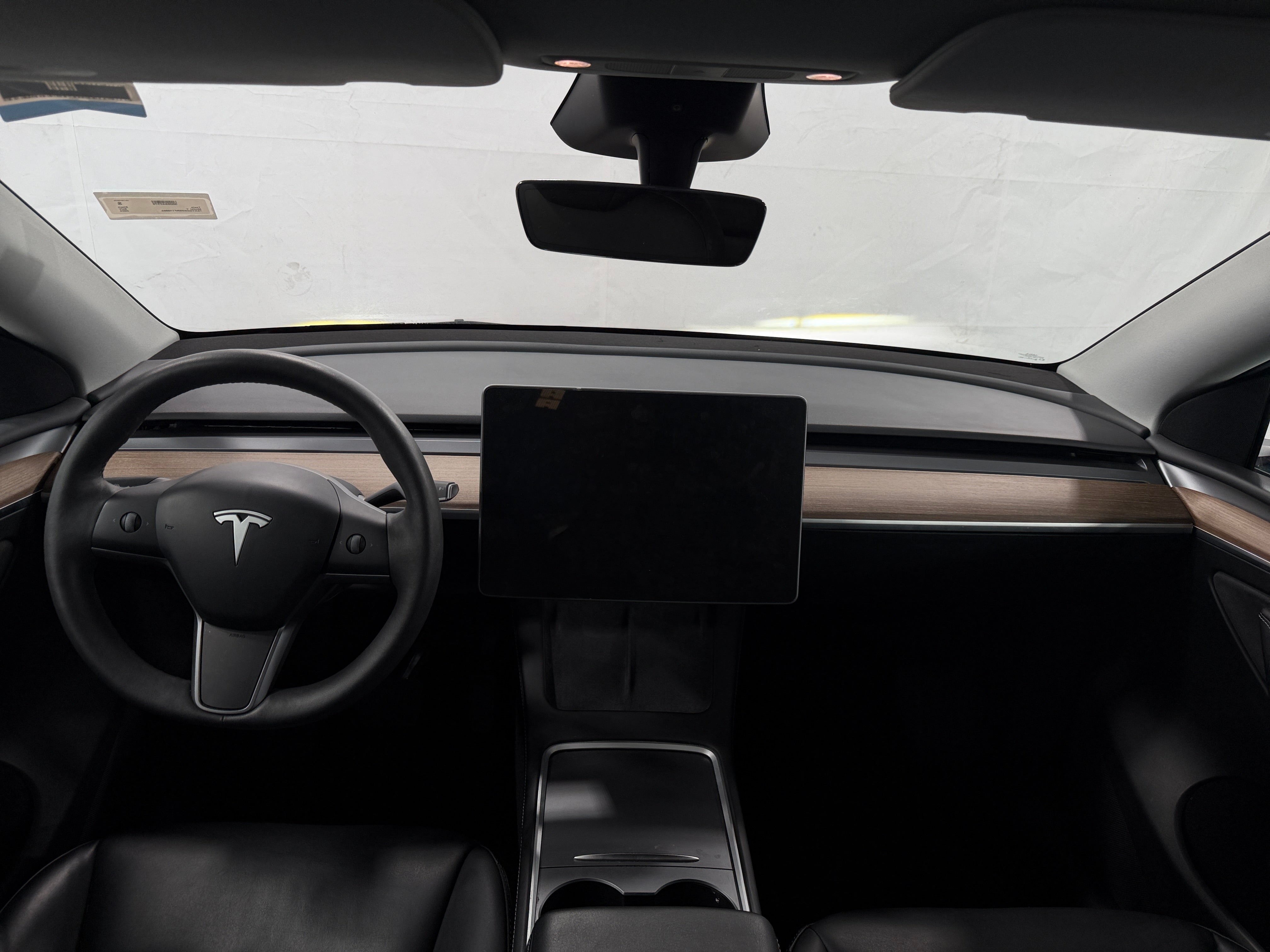 Used 2024 Tesla Model Y Long Range with VIN 7SAYGDED5RF110965 for sale in Pewaukee, WI