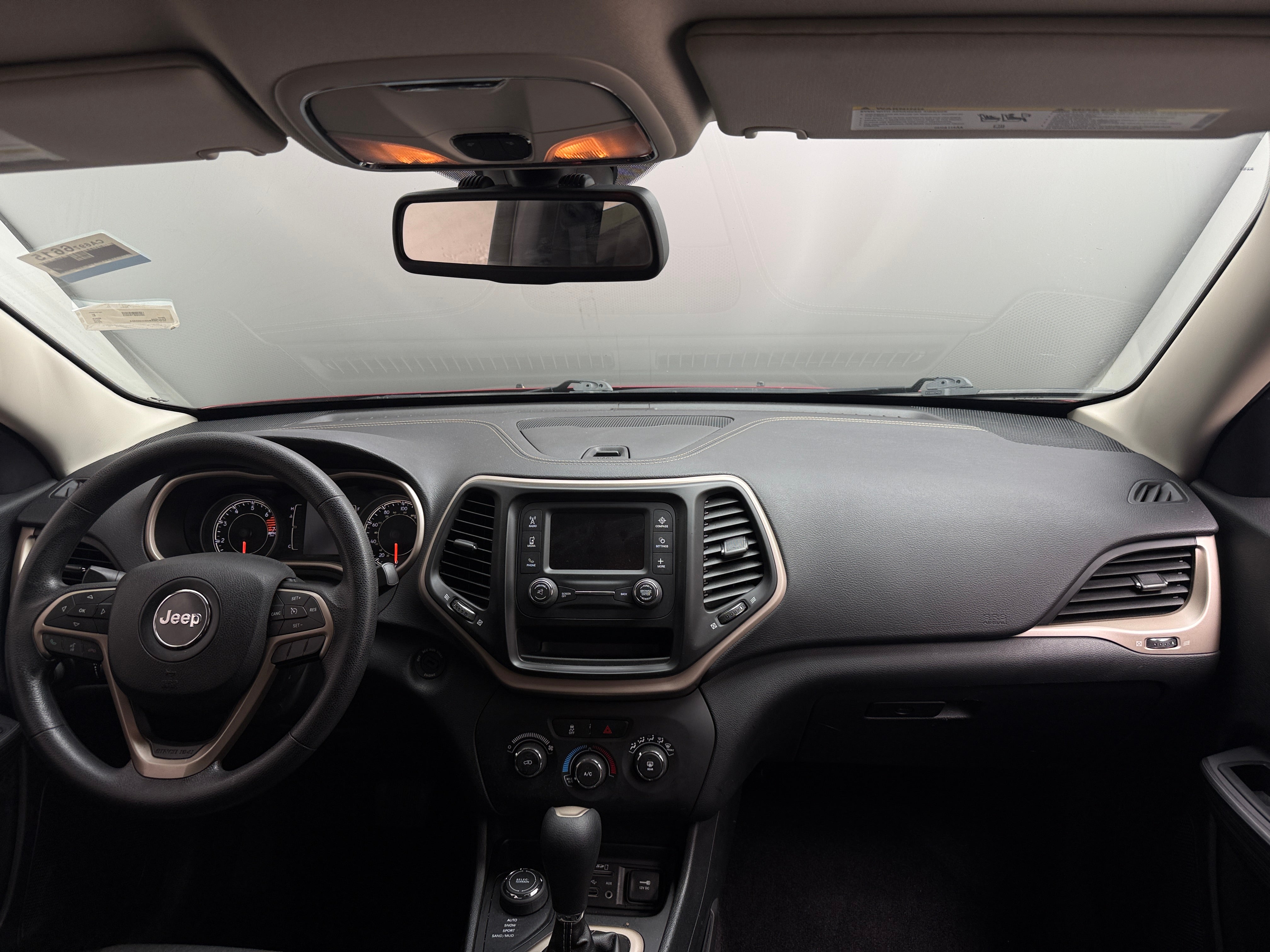 2016 Jeep Cherokee Sport