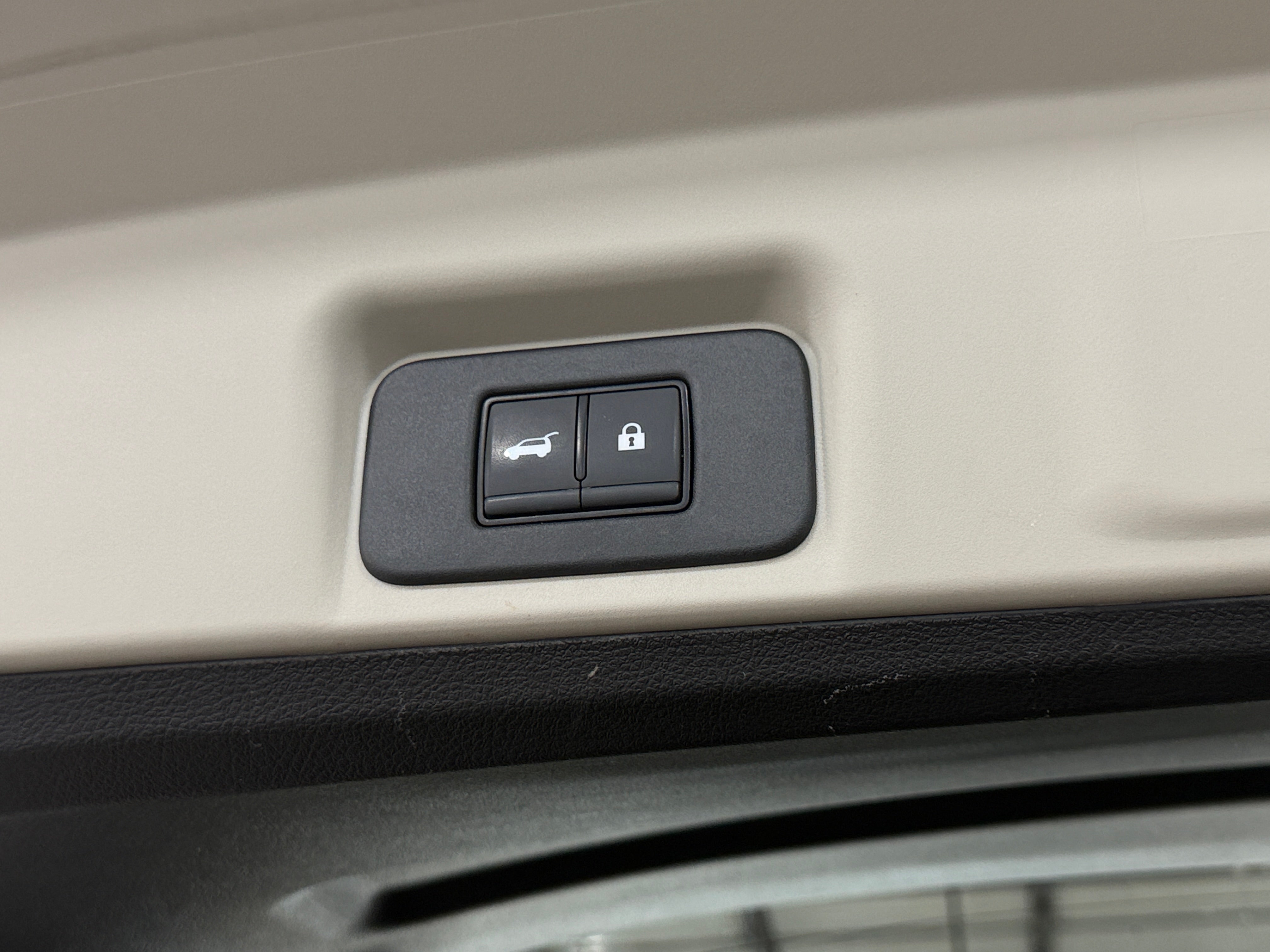 Used 2024 Nissan ARIYA Evolve+ with VIN JN1DF0BB5RM734611 for sale in Pewaukee, WI