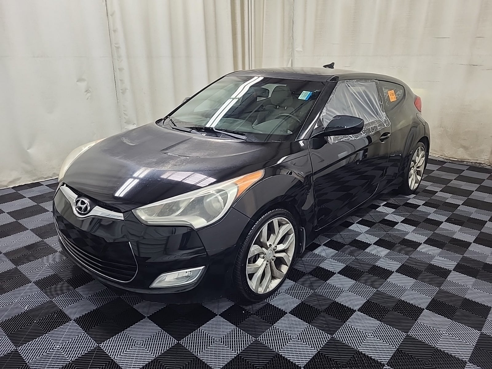 2013 Hyundai Veloster W/Gray Int