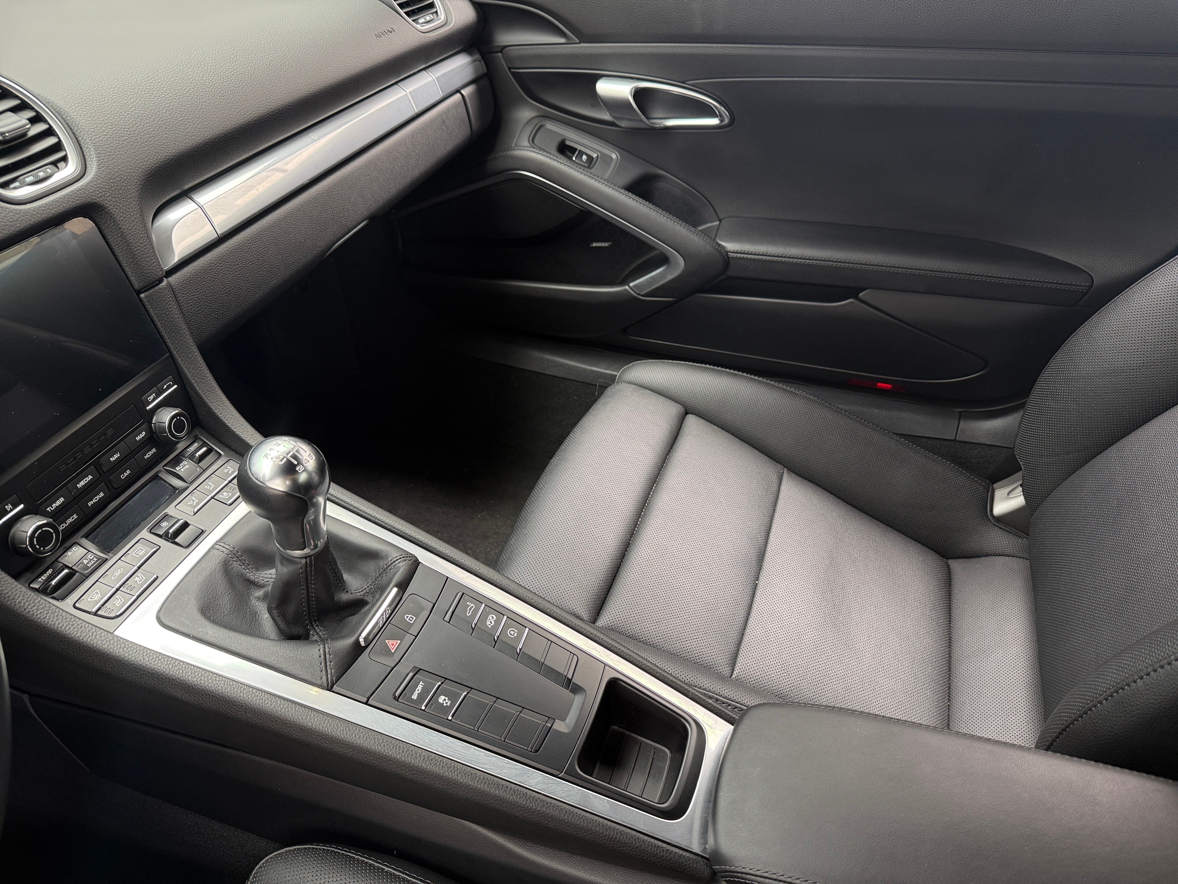2024 Porsche 718