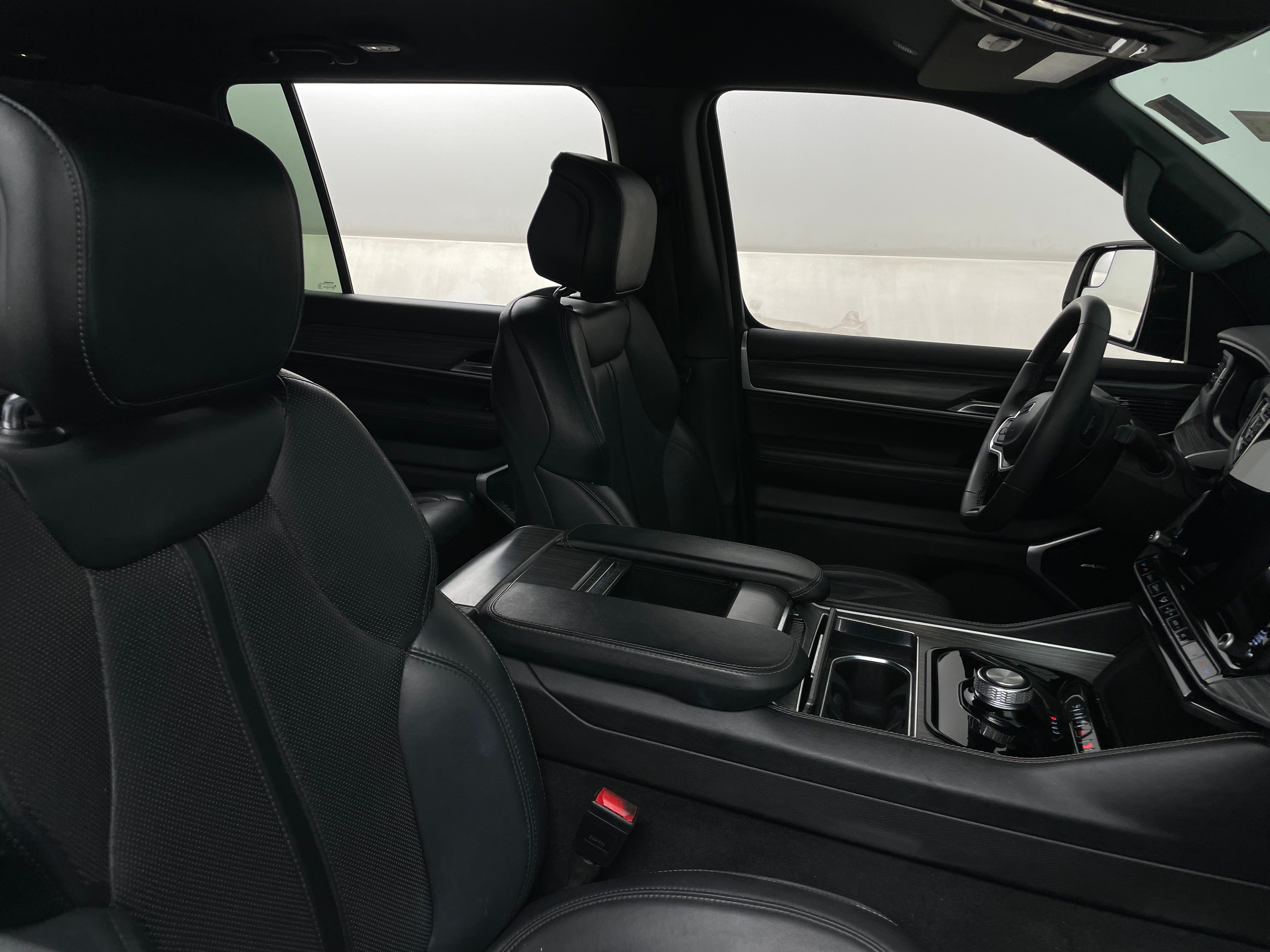 2024 Jeep Wagoneer