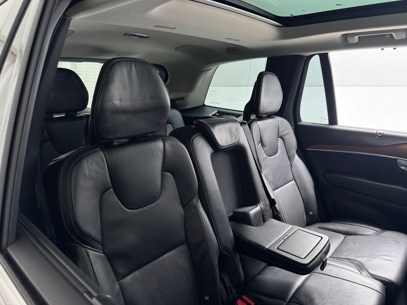 Thumbnail: 2017 Volvo XC90 - 6