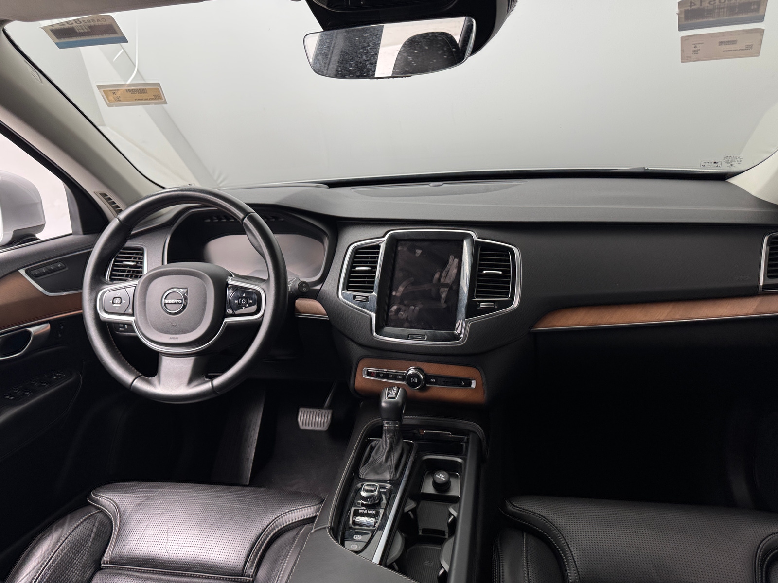 Thumbnail: 2017 Volvo XC90 - 3