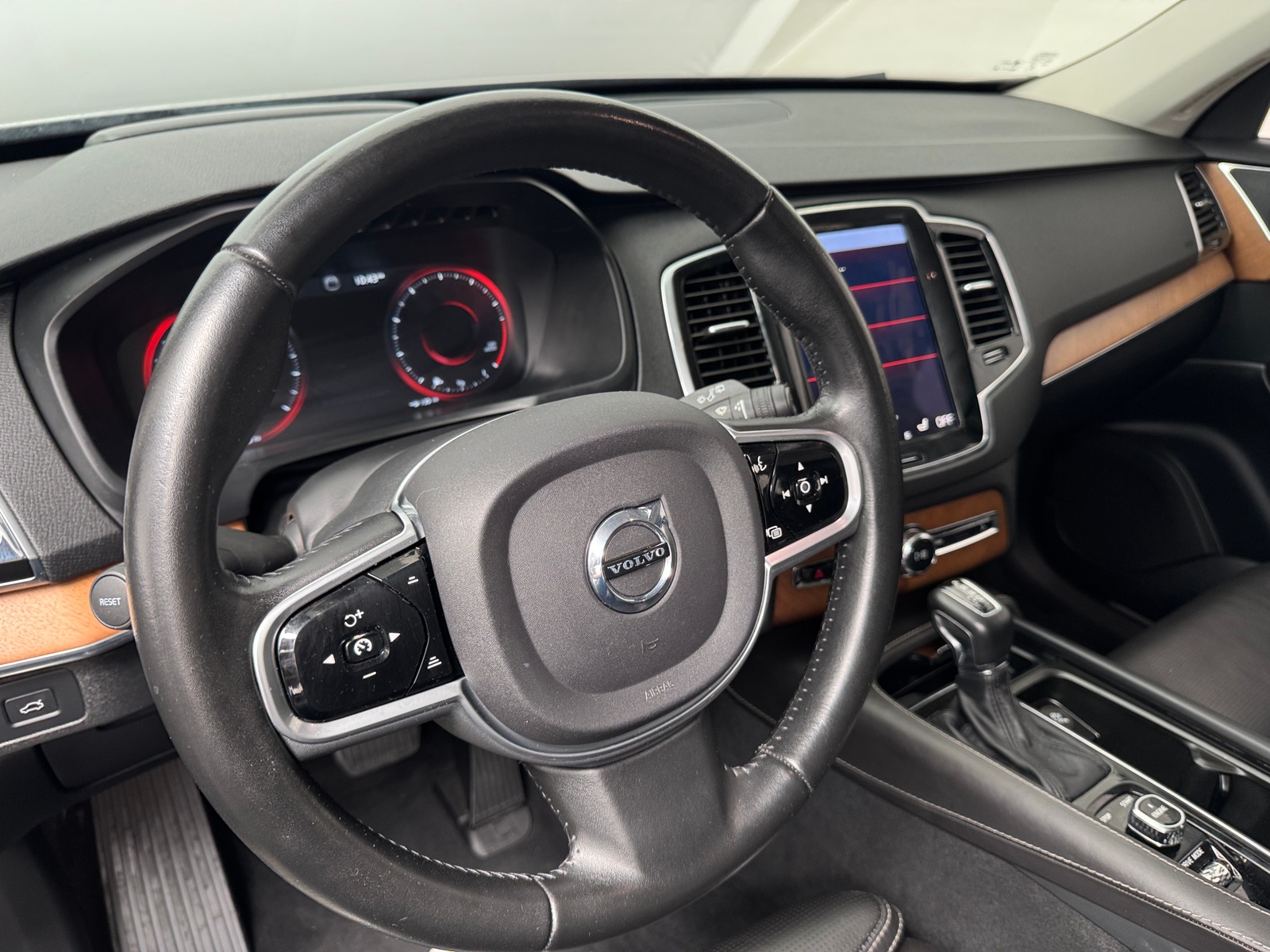 Thumbnail: 2017 Volvo XC90 - 5