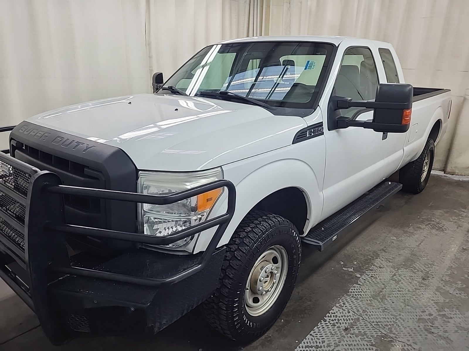 2016 Ford F-350 4WD Supercab 158" XL