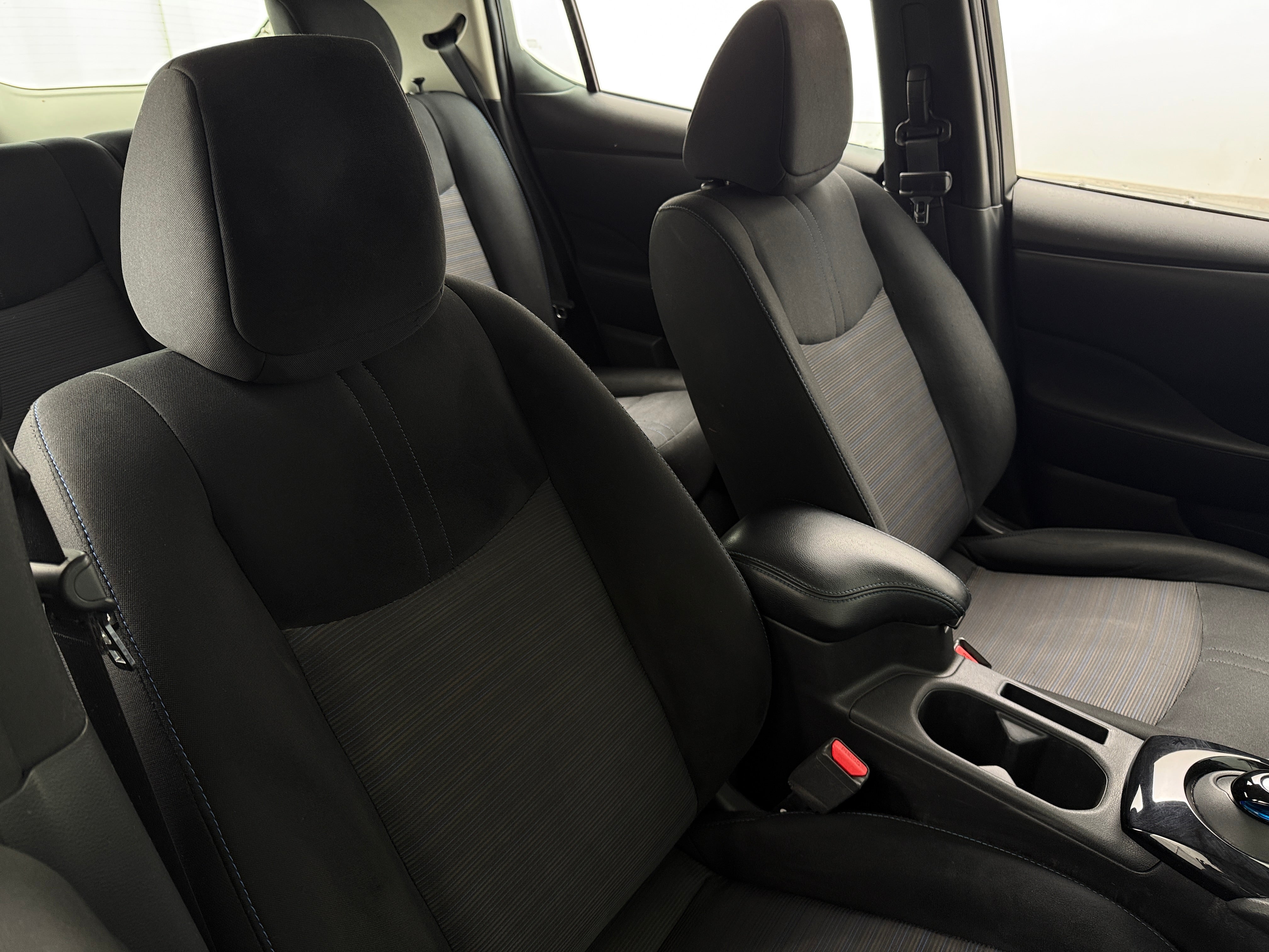 2018 Nissan LEAF SV