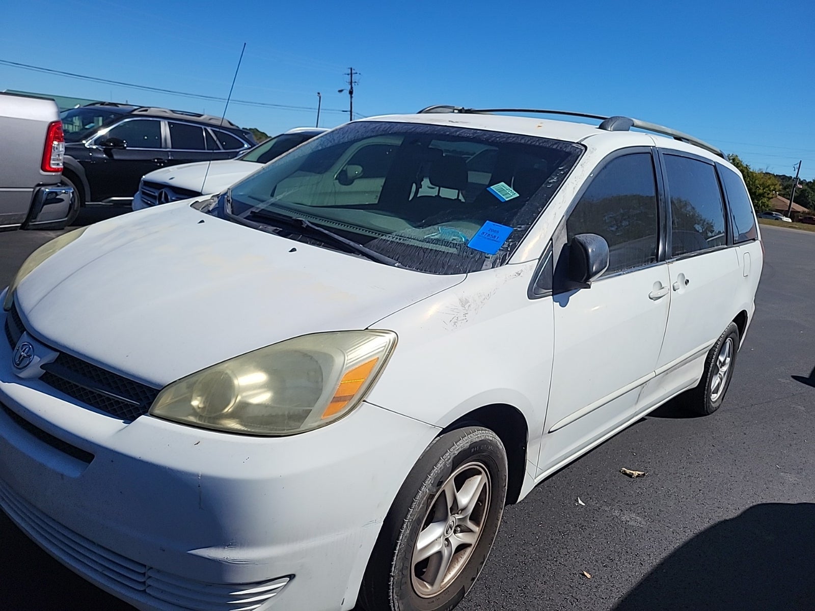 2005 Toyota Sienna LE