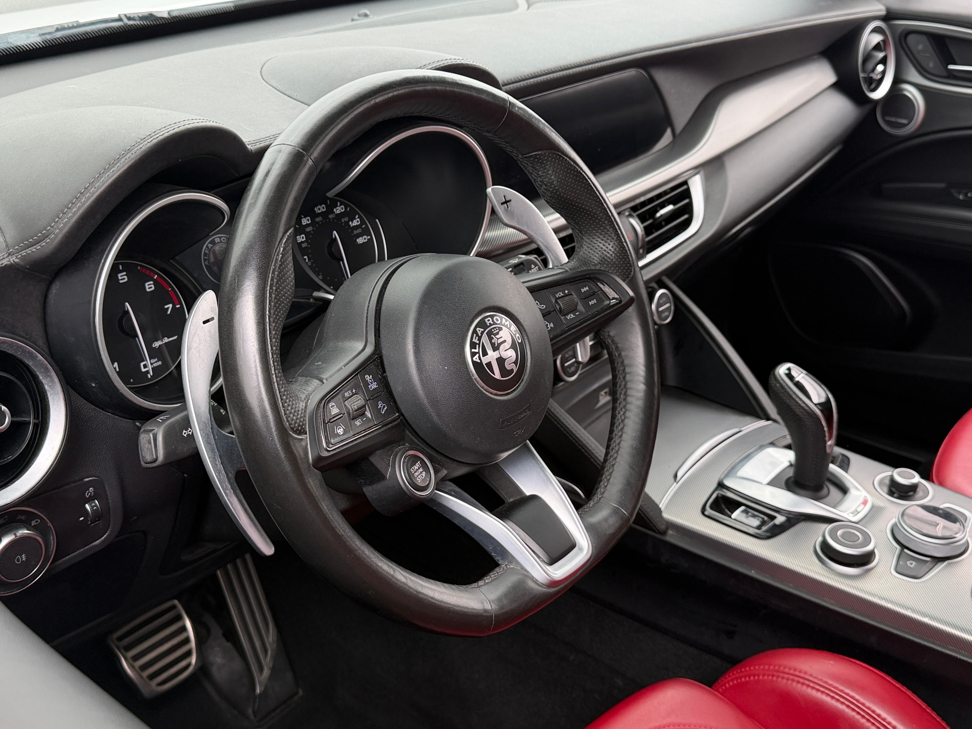2022 Alfa Romeo Stelvio