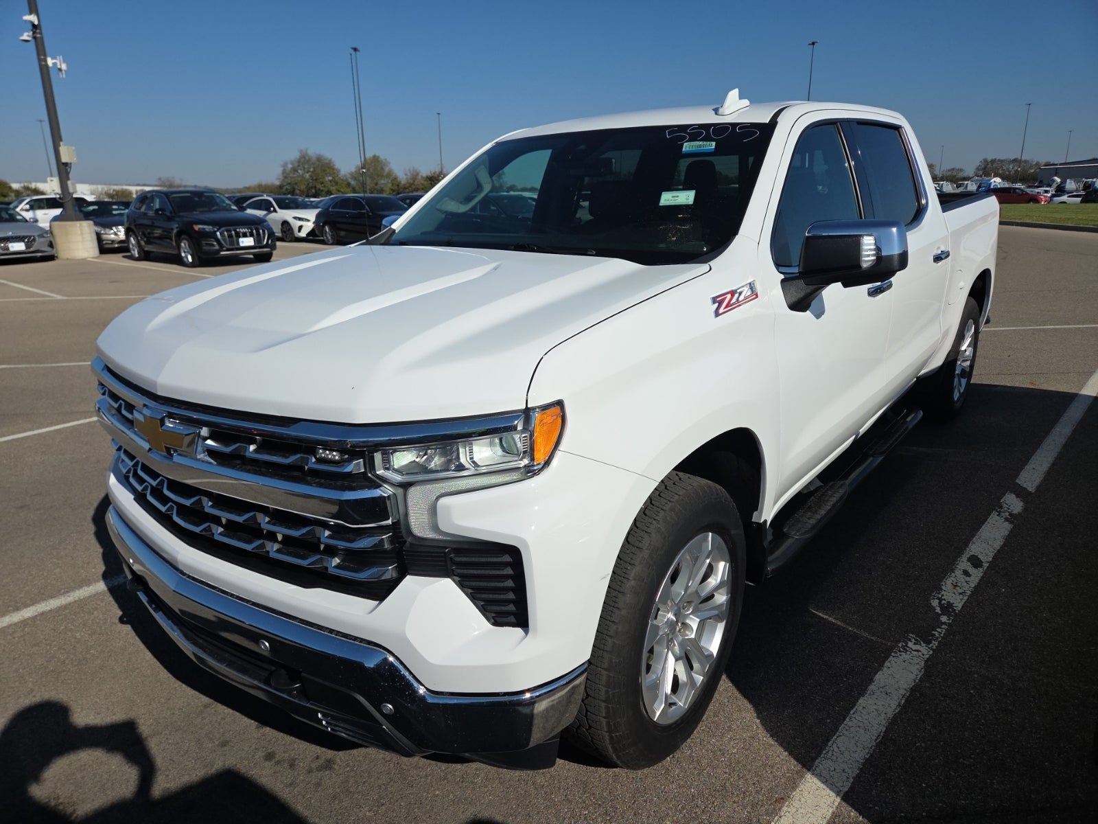 2023 Chevrolet Silverado 1500 4WD Crew Cab 147" LTZ