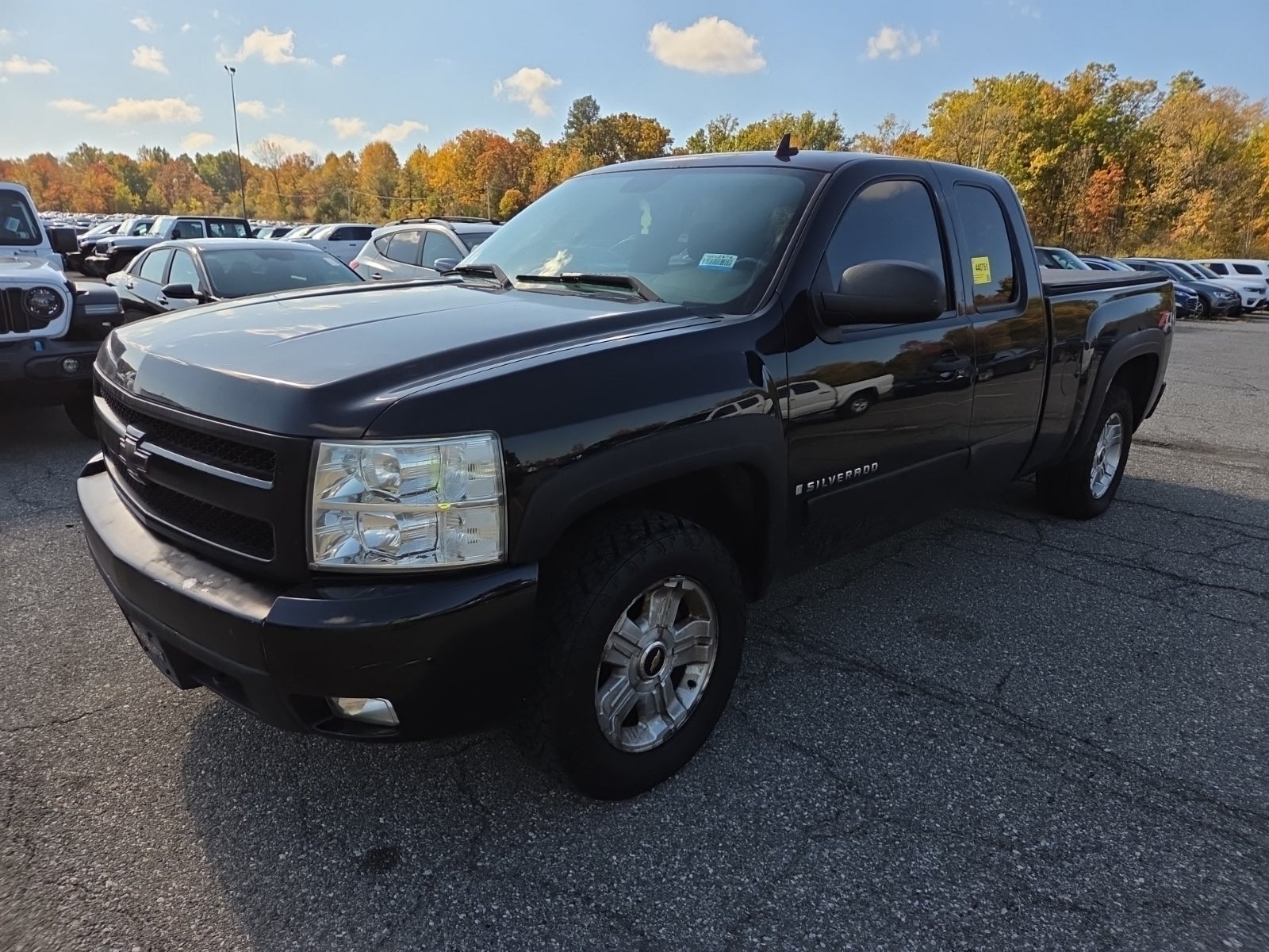 2008 Chevrolet Silverado 1500 4WD Ext Cab 143.5" LT W/1lt