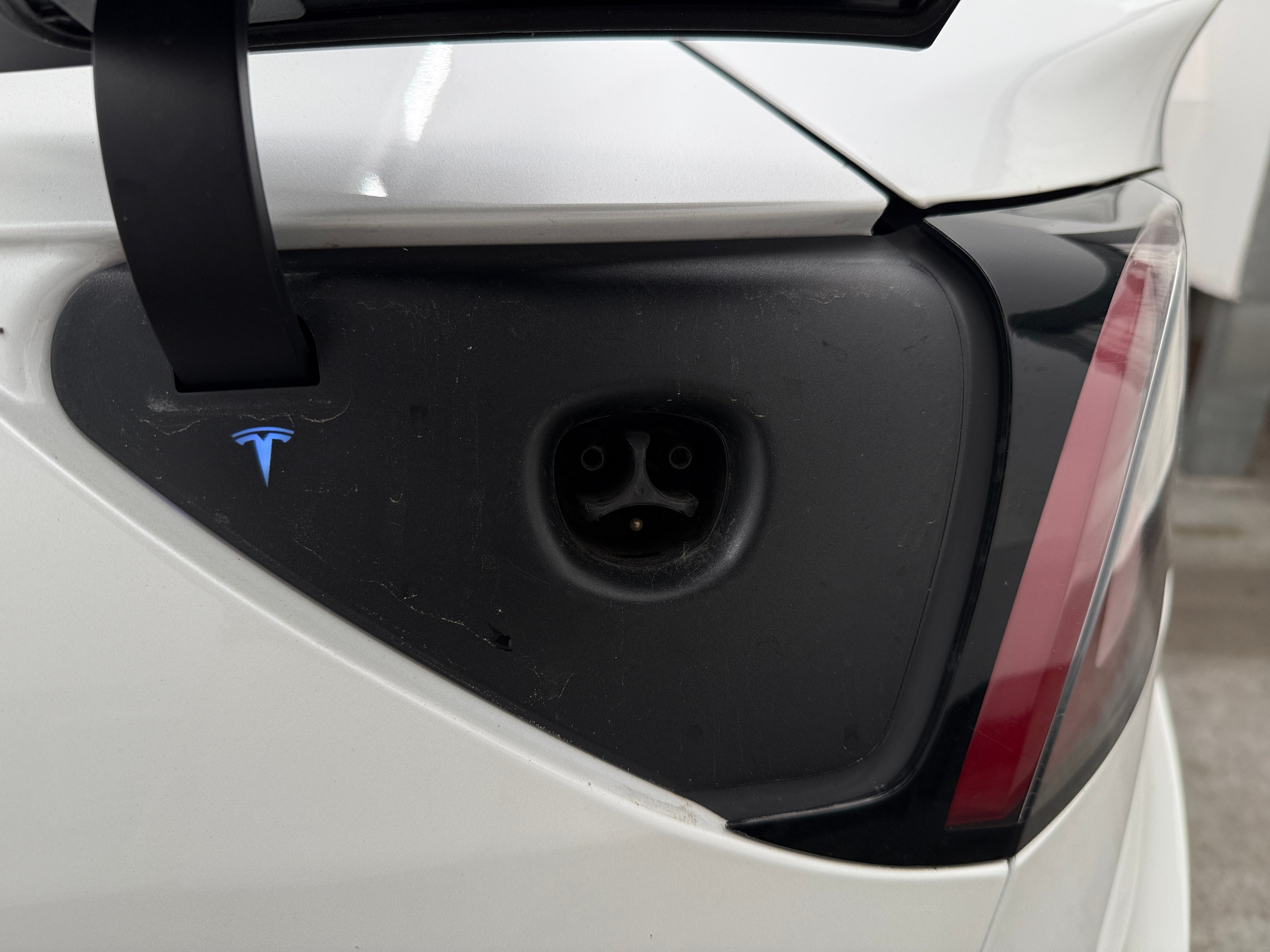 Used 2023 Tesla Model 3 Base with VIN 5YJ3E1EAXPF409429 for sale in Auburn, WA