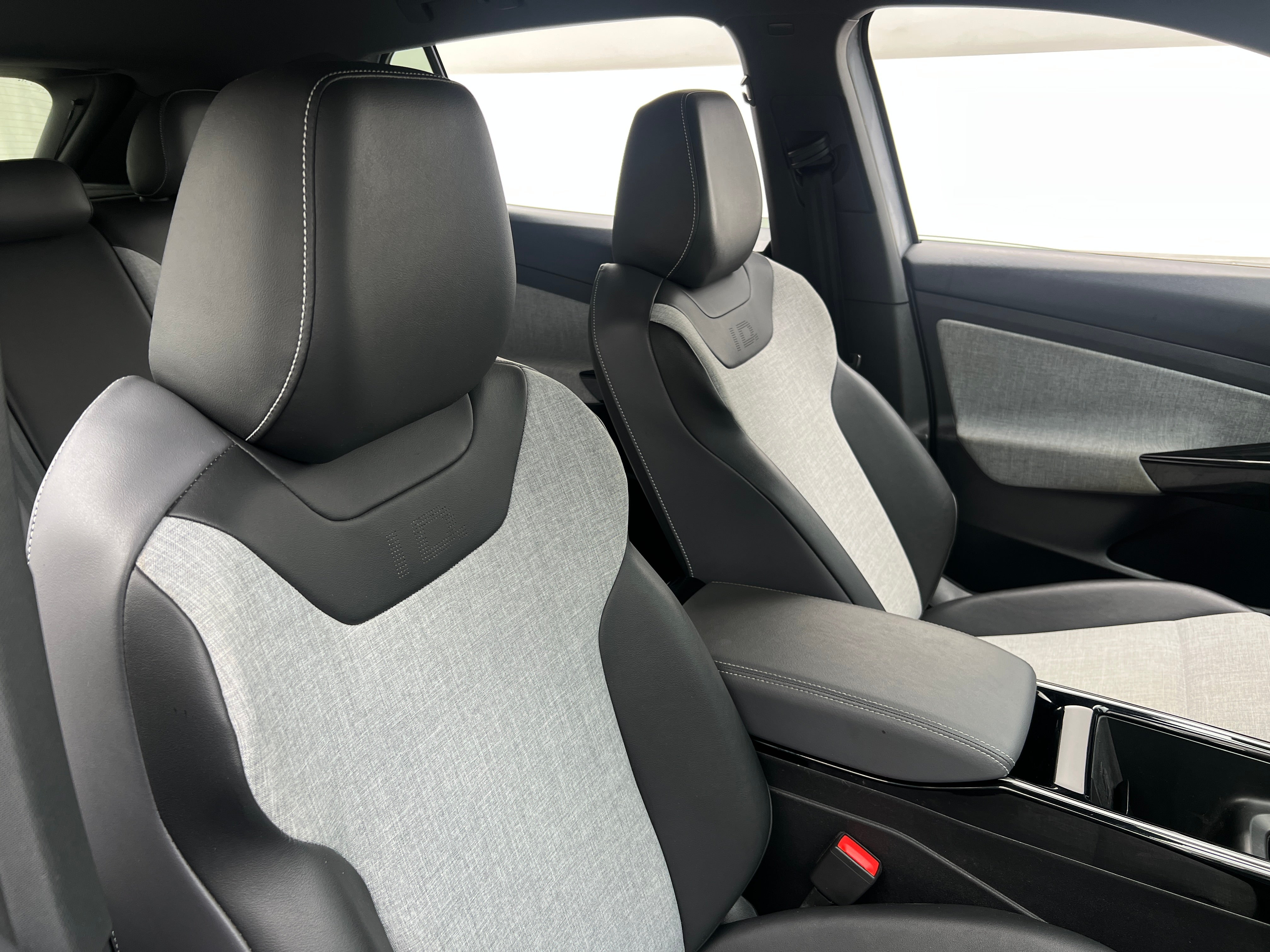 Used 2023 Volkswagen ID.4 PRO with VIN 1V2CMPE83PC017567 for sale in Auburn, WA
