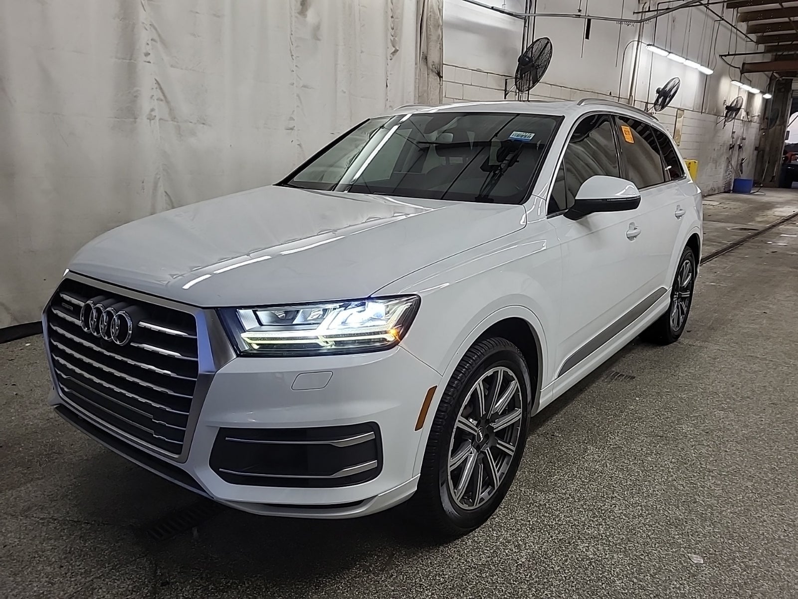 2017 Audi Q7 Premium Plus