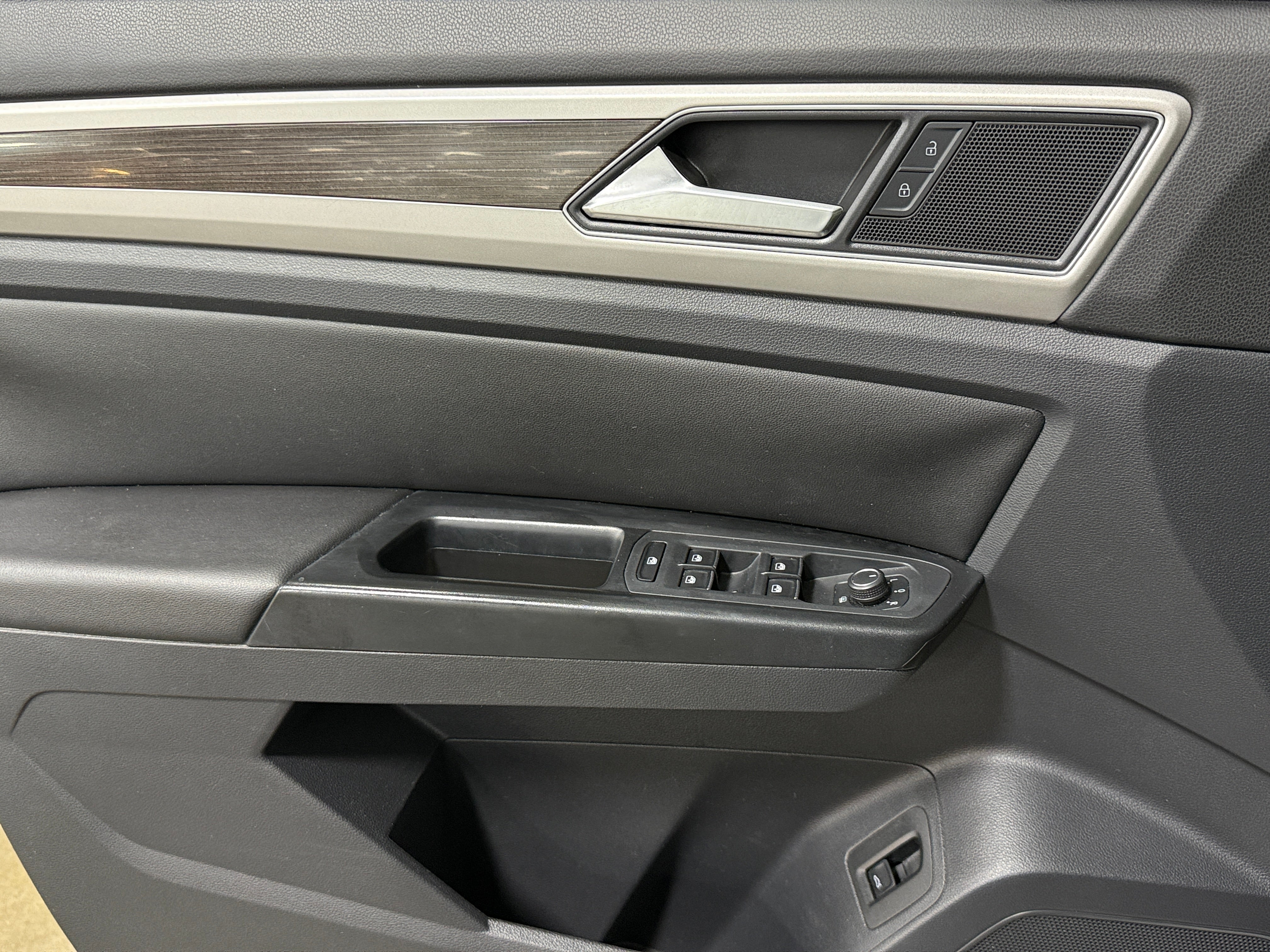 2019 Volkswagen Atlas SE w/Tech