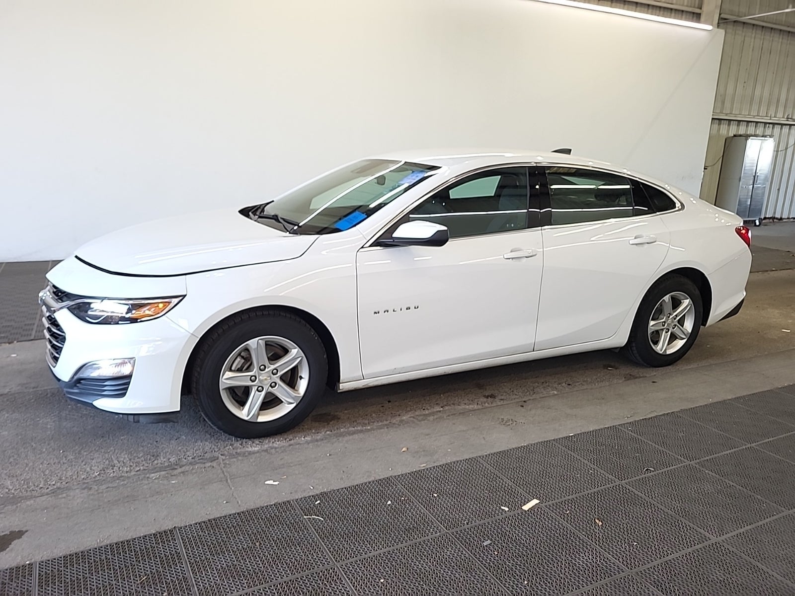 2023 Chevrolet Malibu LS