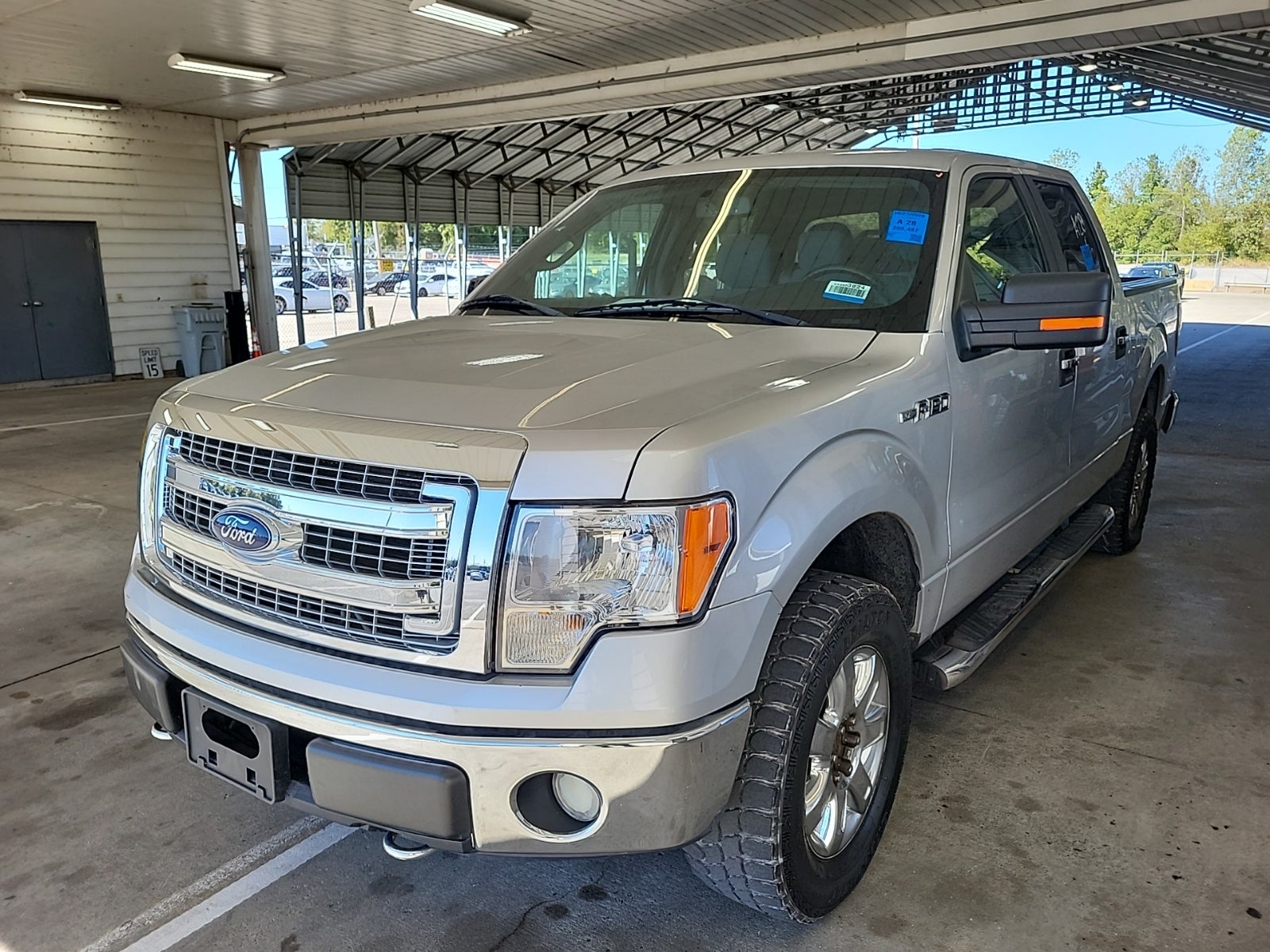 2013 Ford F-150 4WD Supercrew 145" XLT