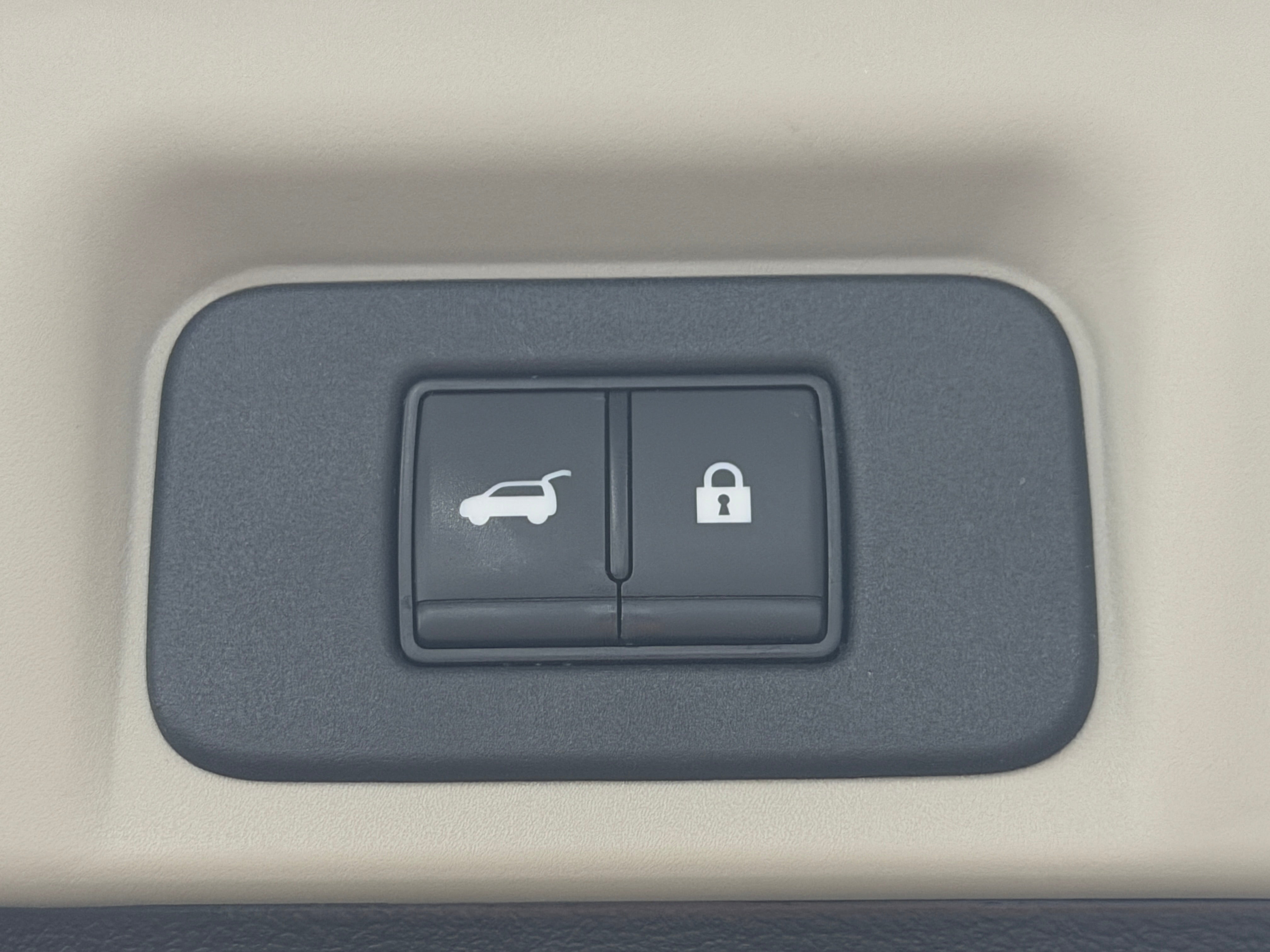 Used 2024 Nissan ARIYA Platinum+ with VIN JN1DF0CD1RM733682 for sale in Pewaukee, WI