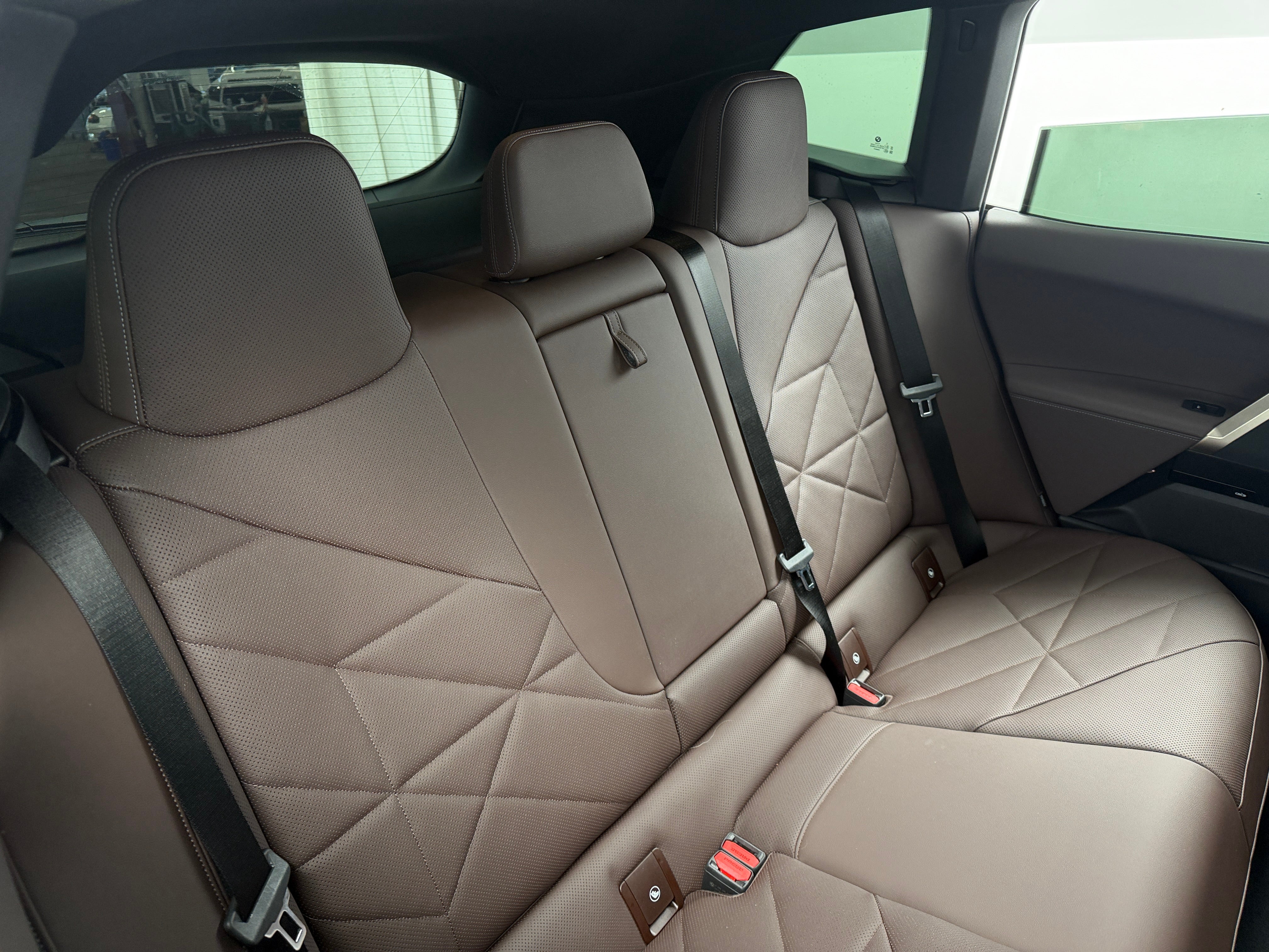2023 BMW iX Base